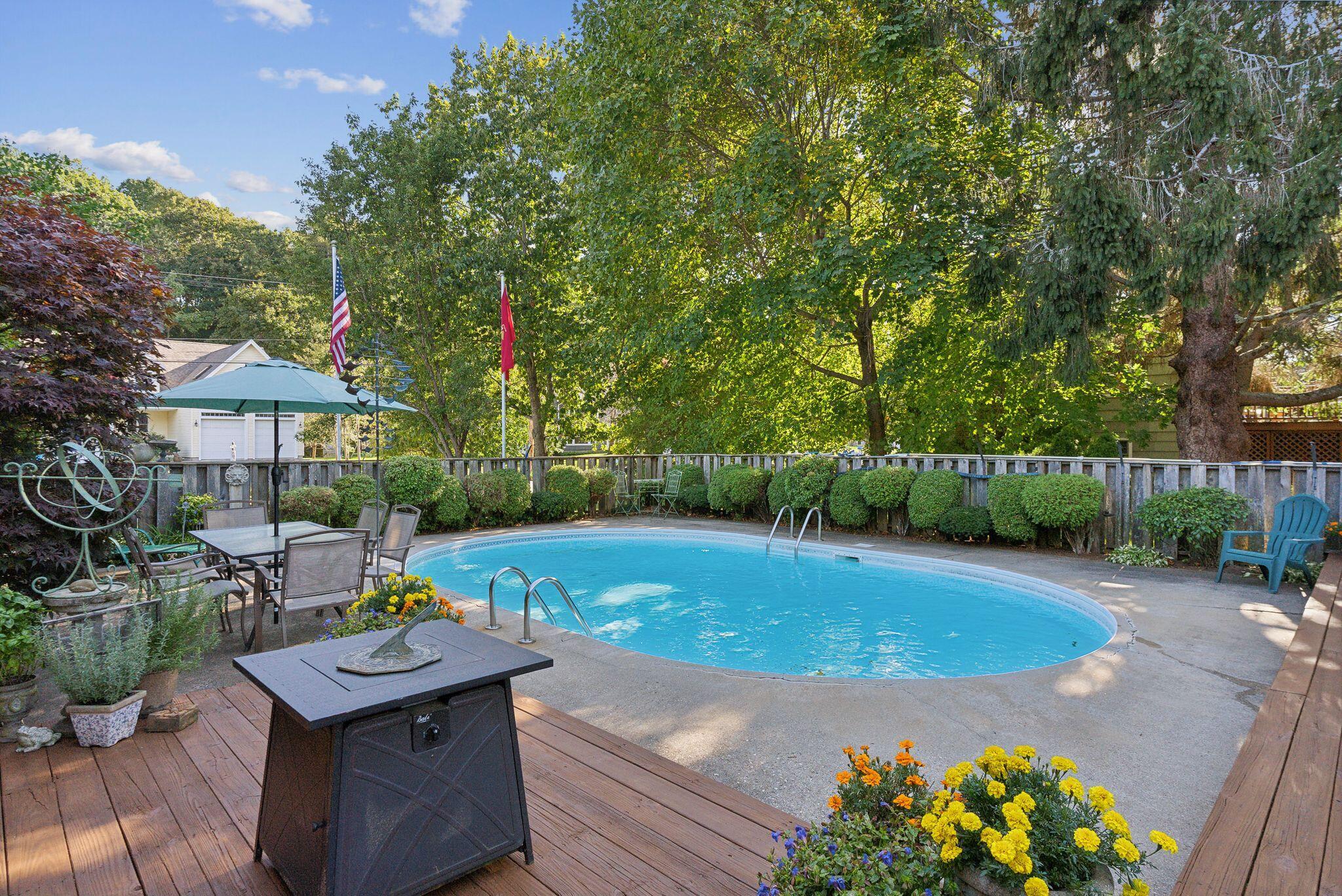 4 Carriage Hill Road