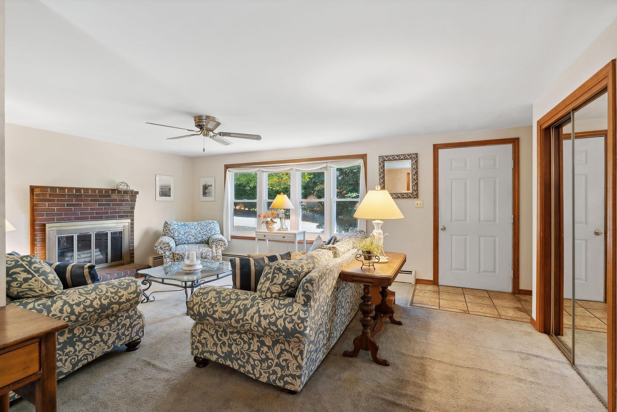 4 Carriage Hill Road