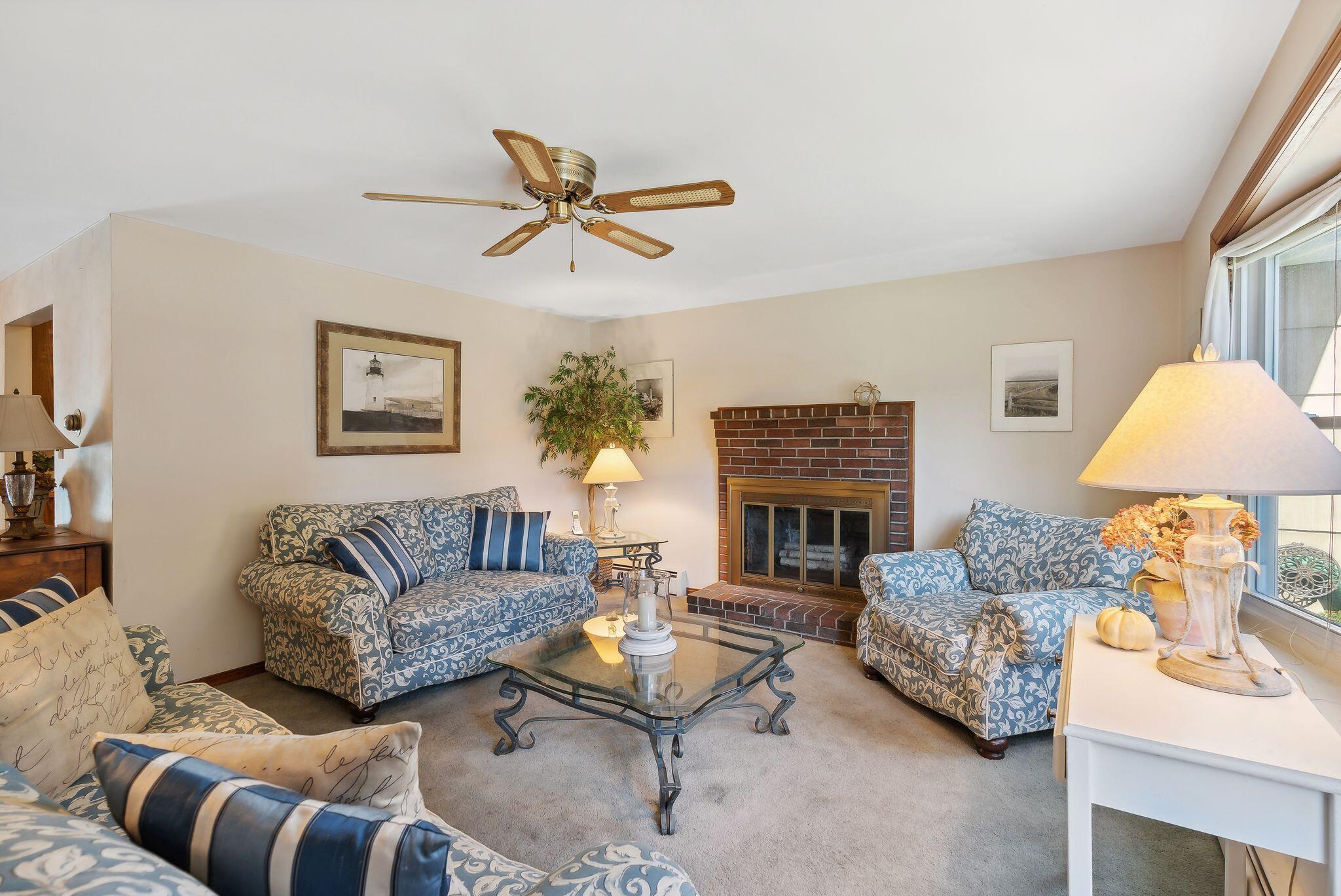 4 Carriage Hill Road