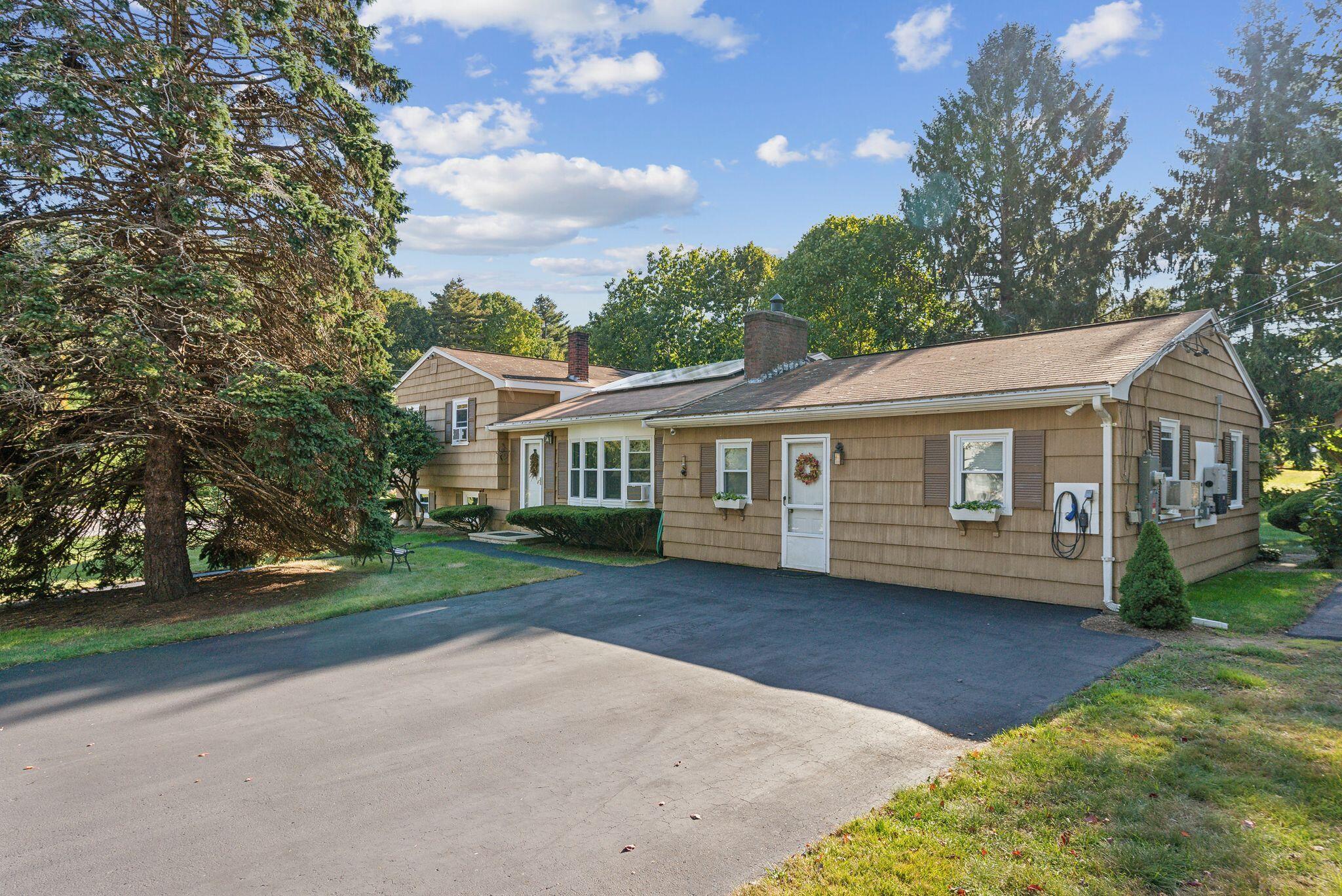4 Carriage Hill Road