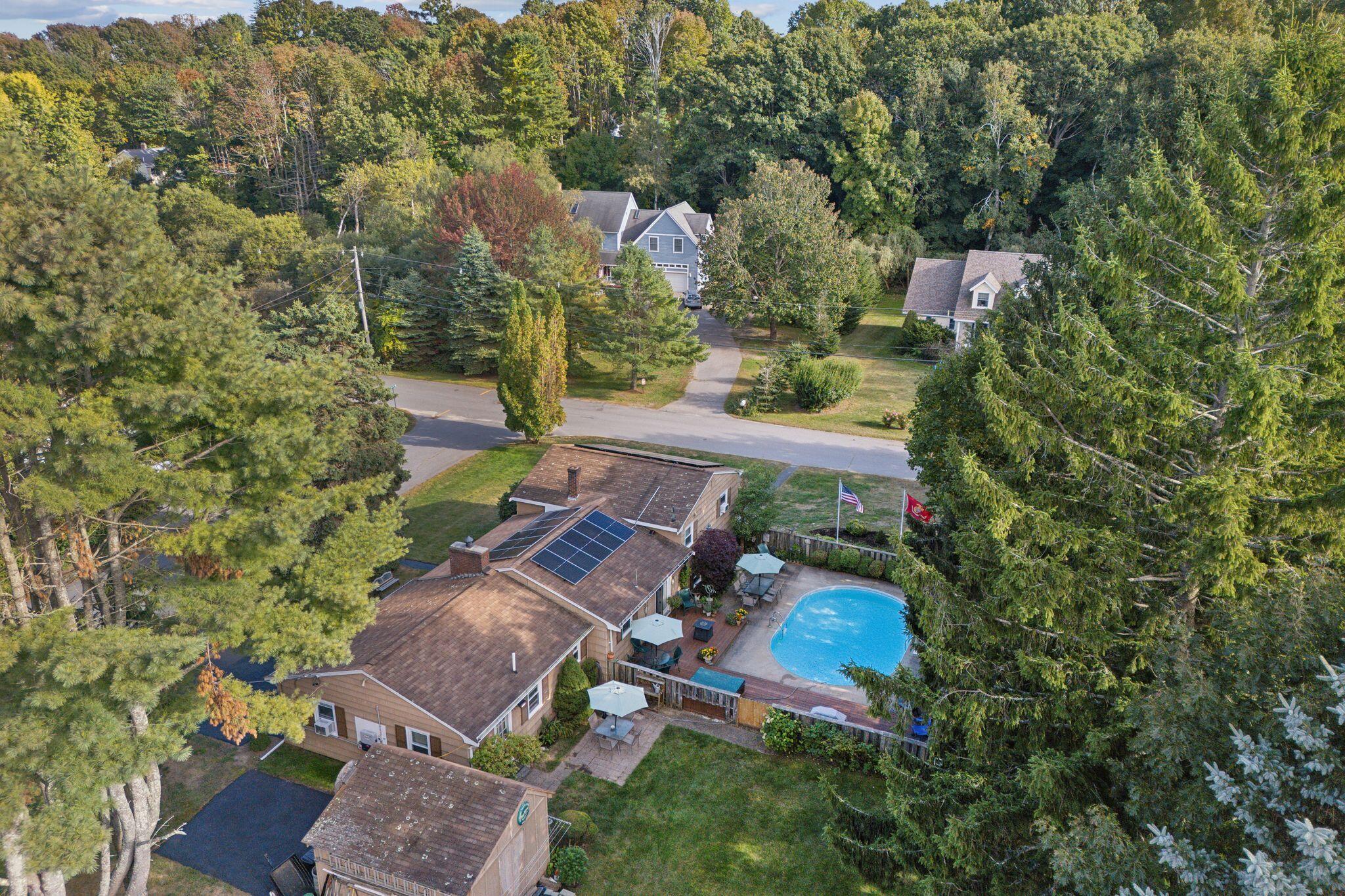 4 Carriage Hill Road