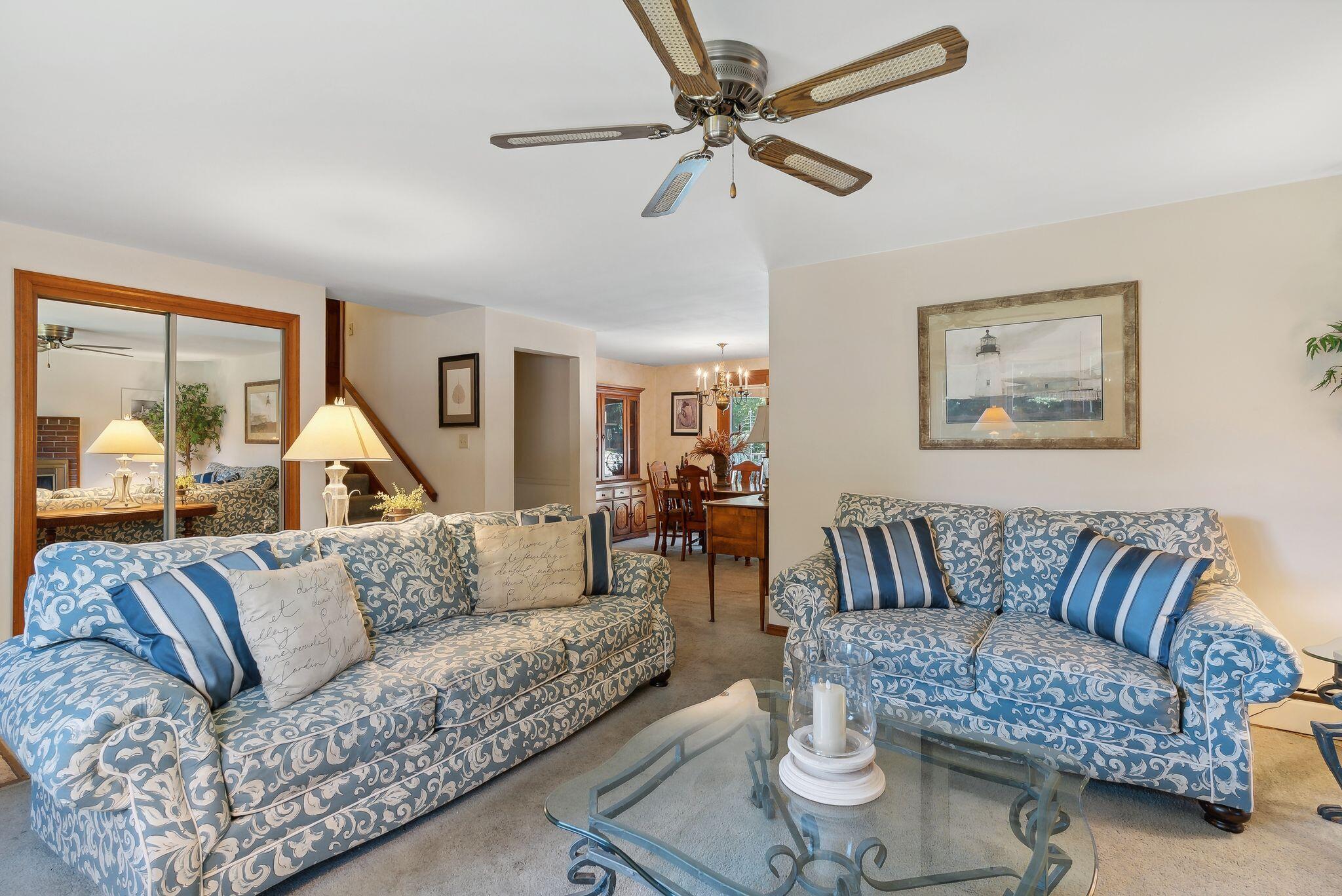4 Carriage Hill Road