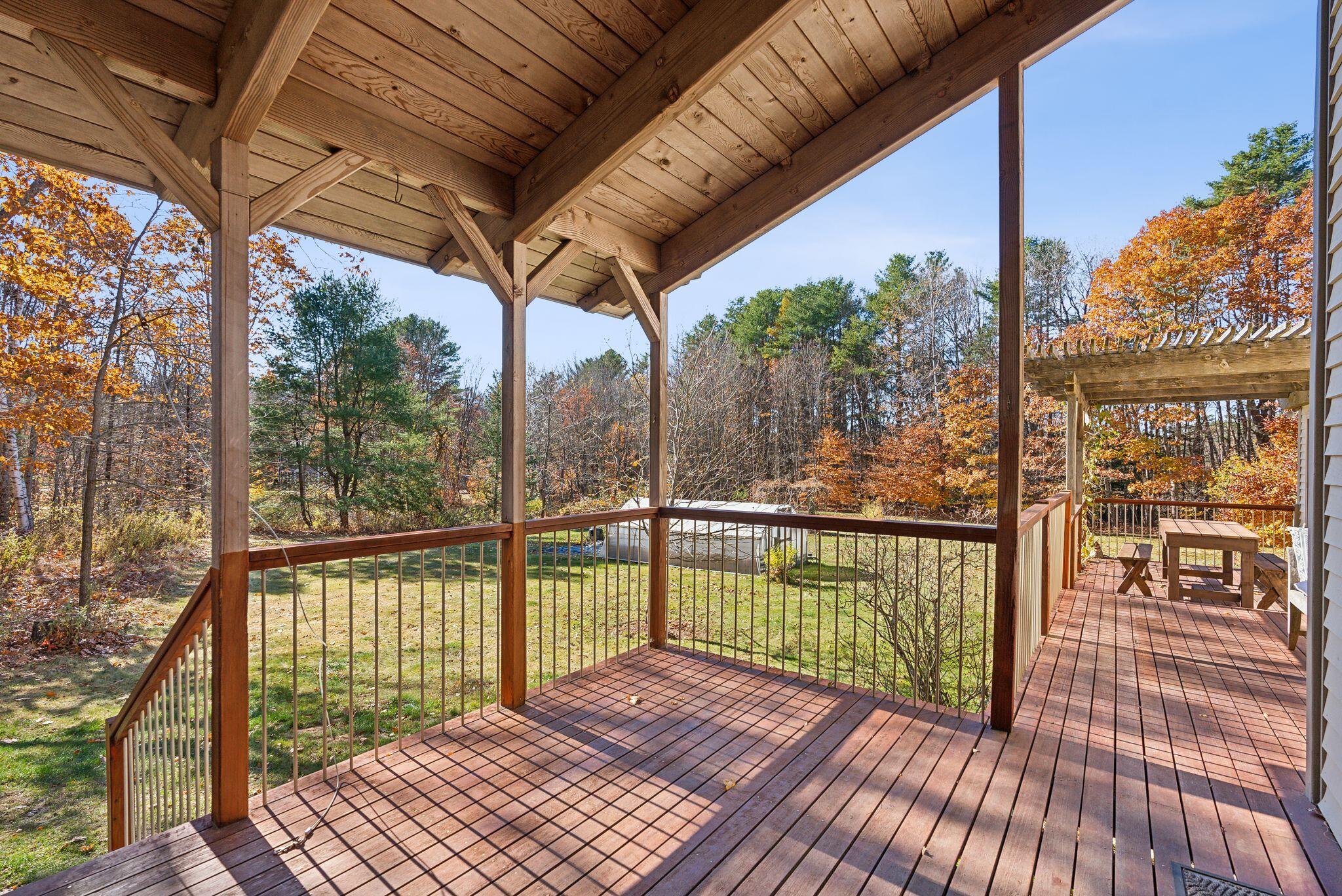 6 Bishop Farm Road