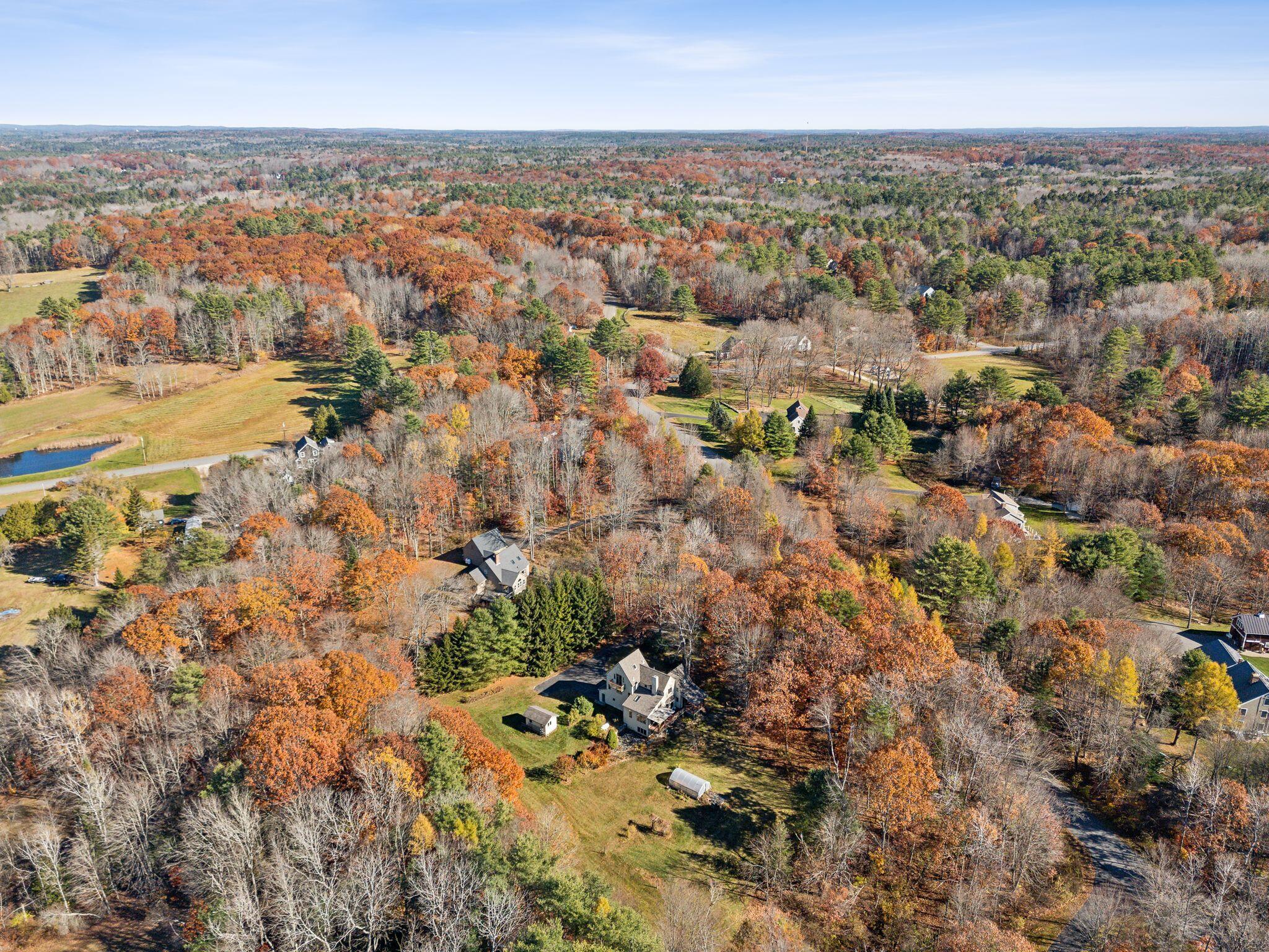 6 Bishop Farm Road