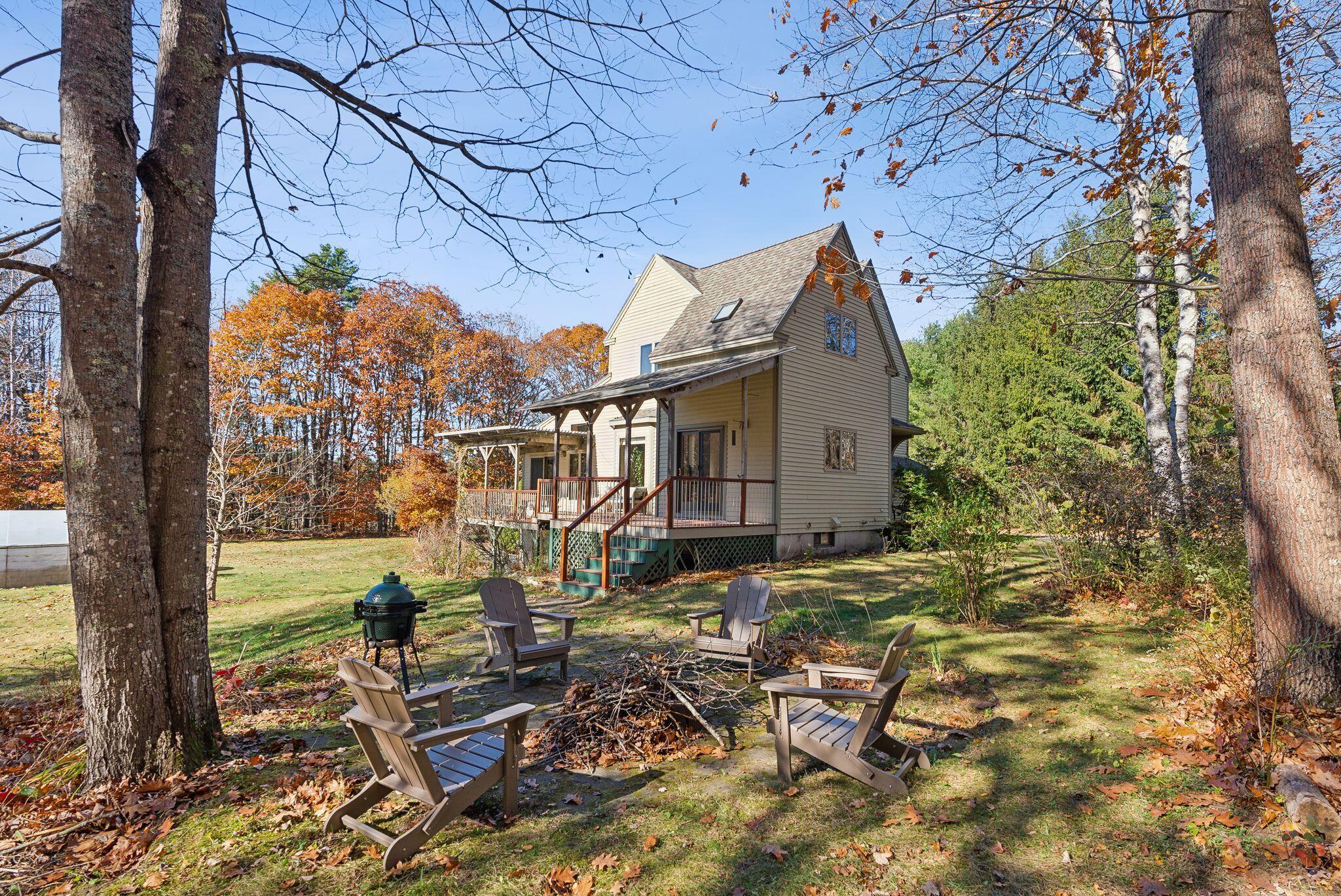 6 Bishop Farm Road