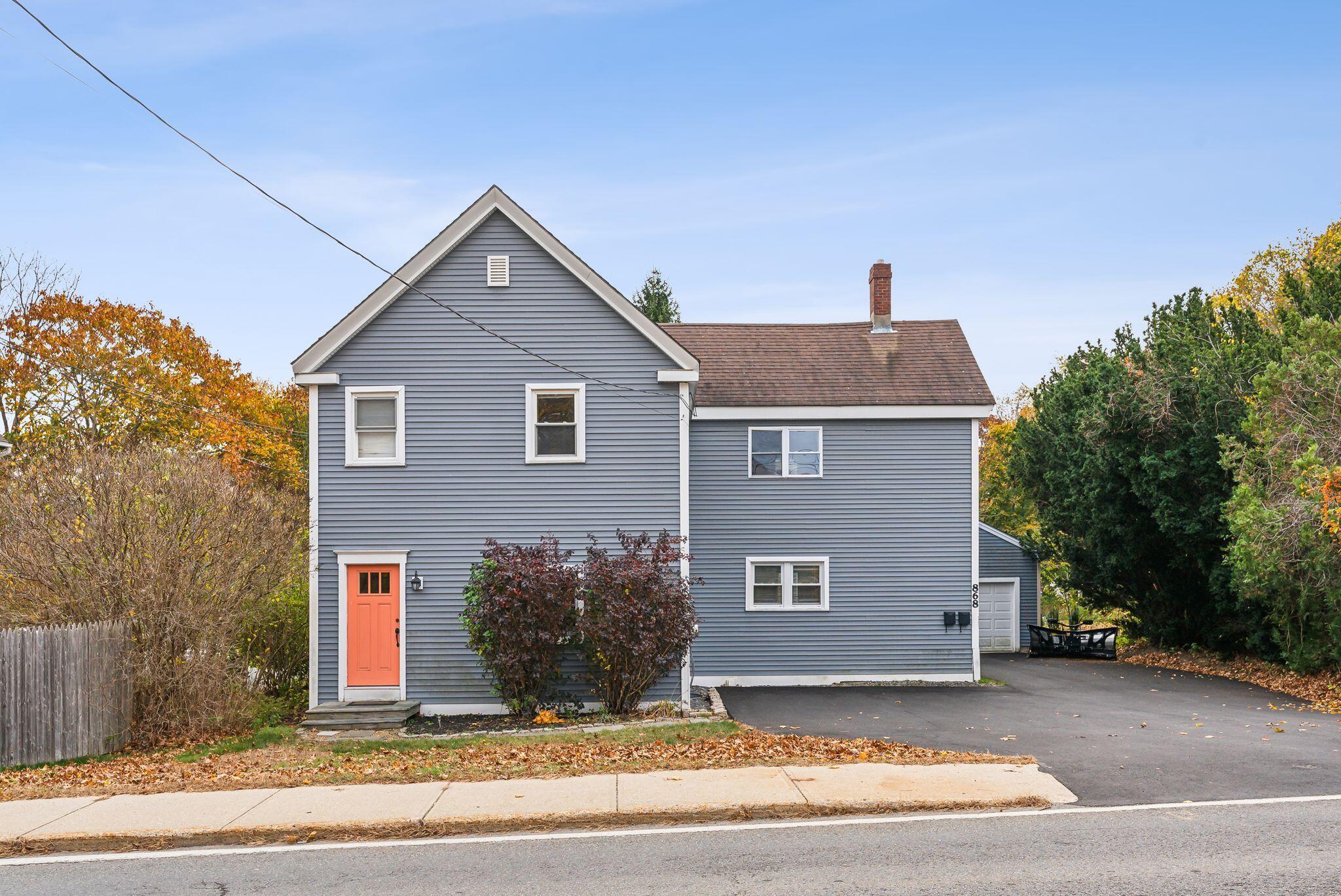 868 Sawyer Street