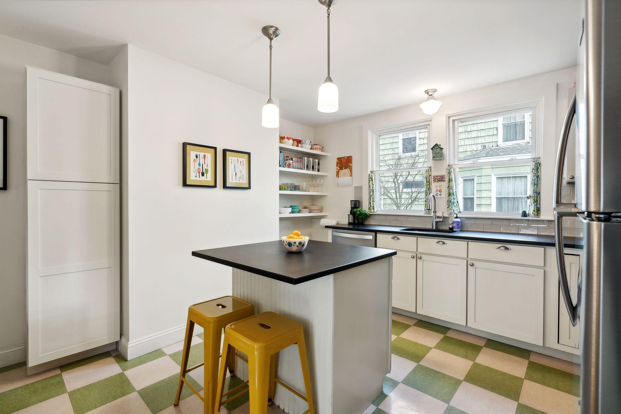 39 Lawn Avenue