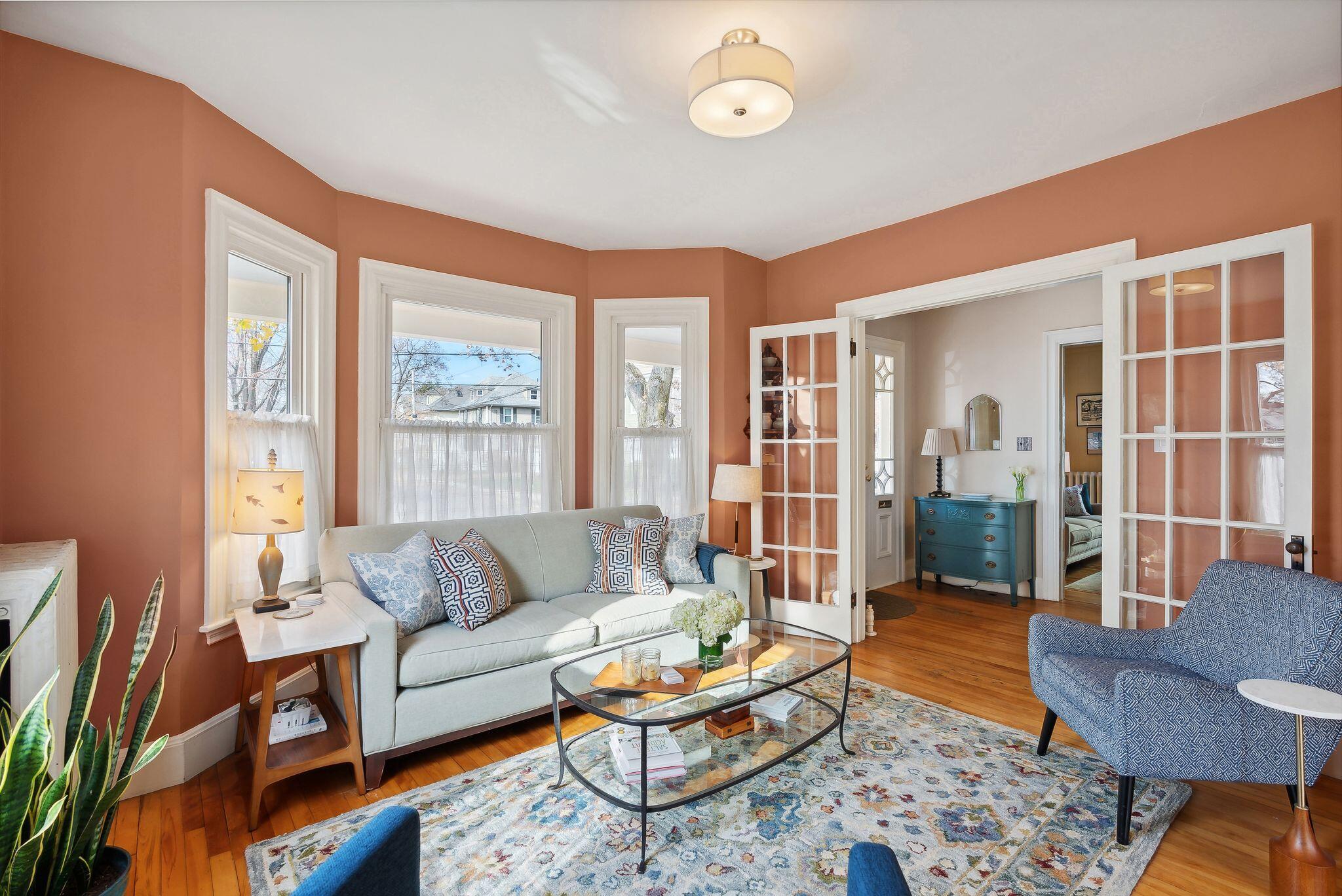 39 Lawn Avenue