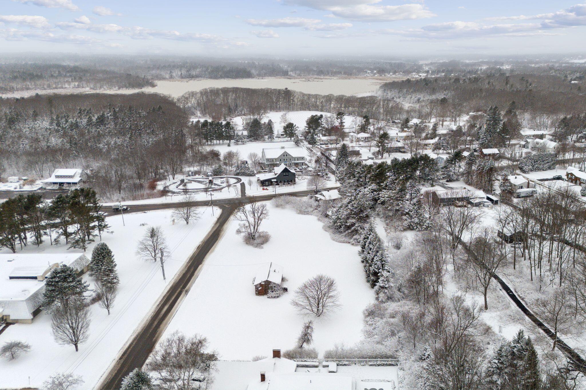 4 Broad Cove Road