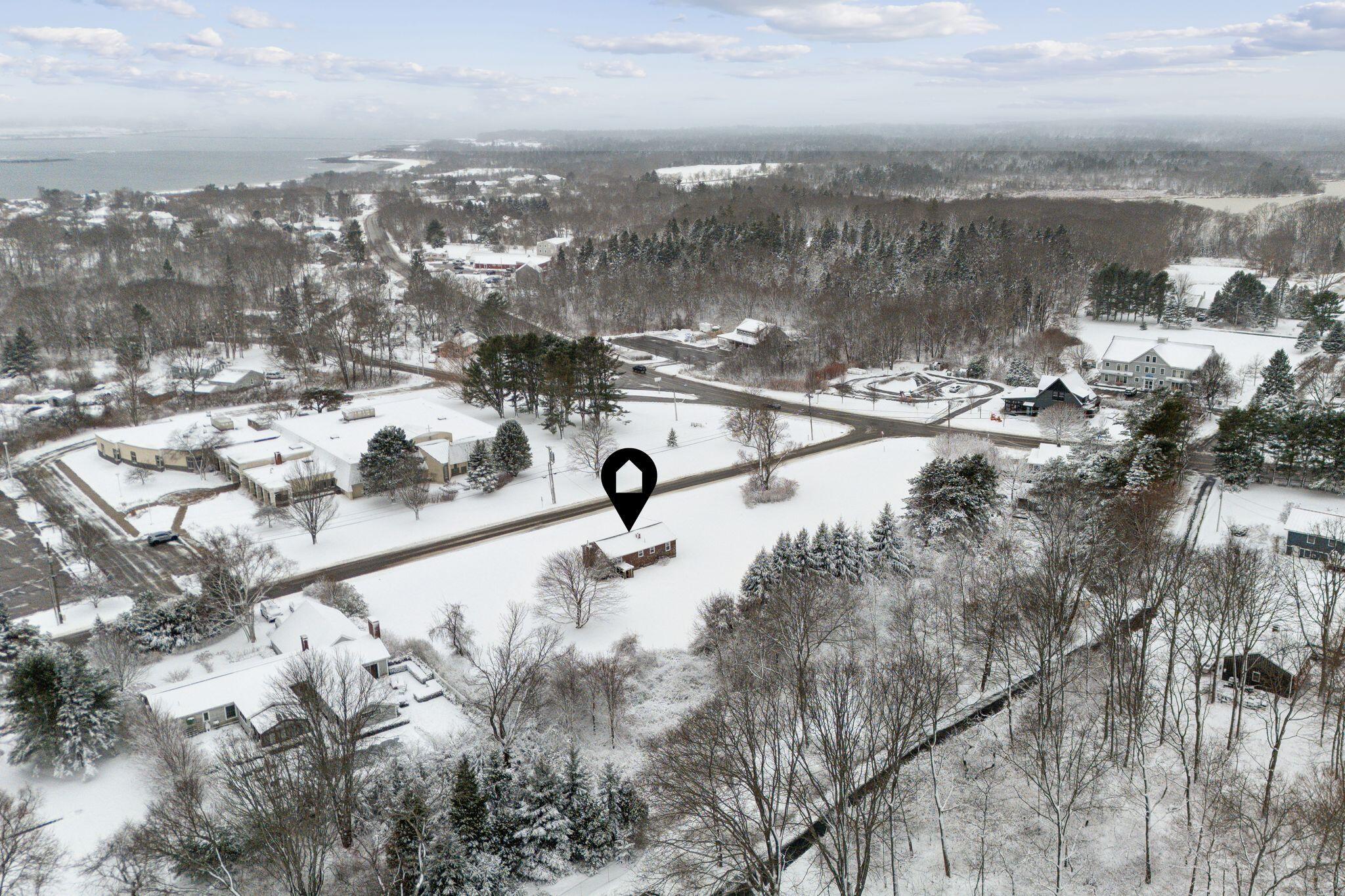 4 Broad Cove Road