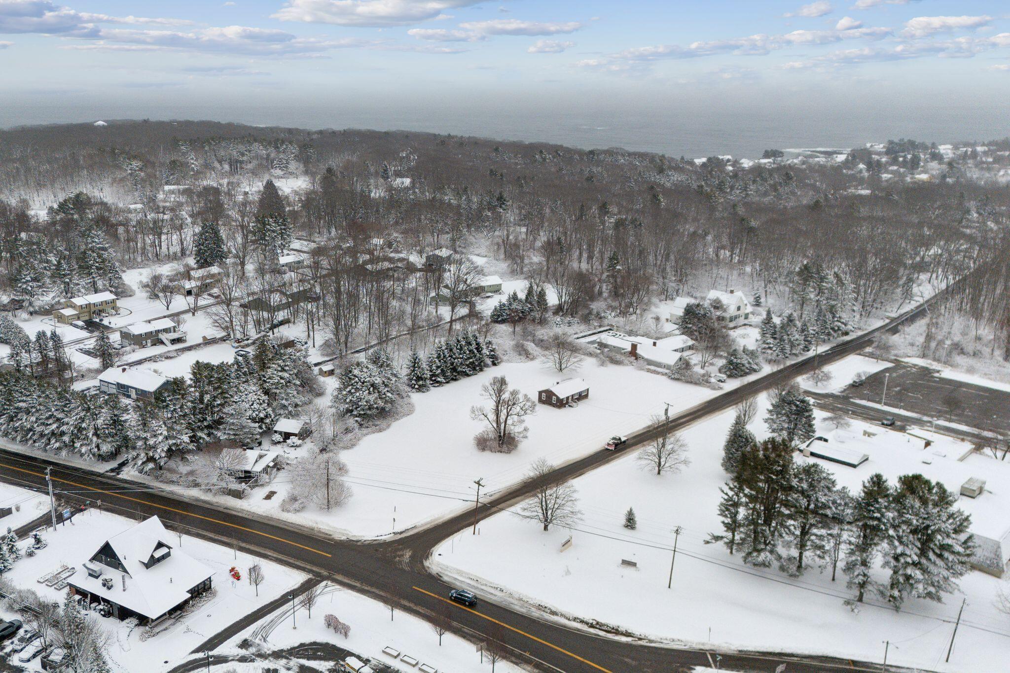 4 Broad Cove Road