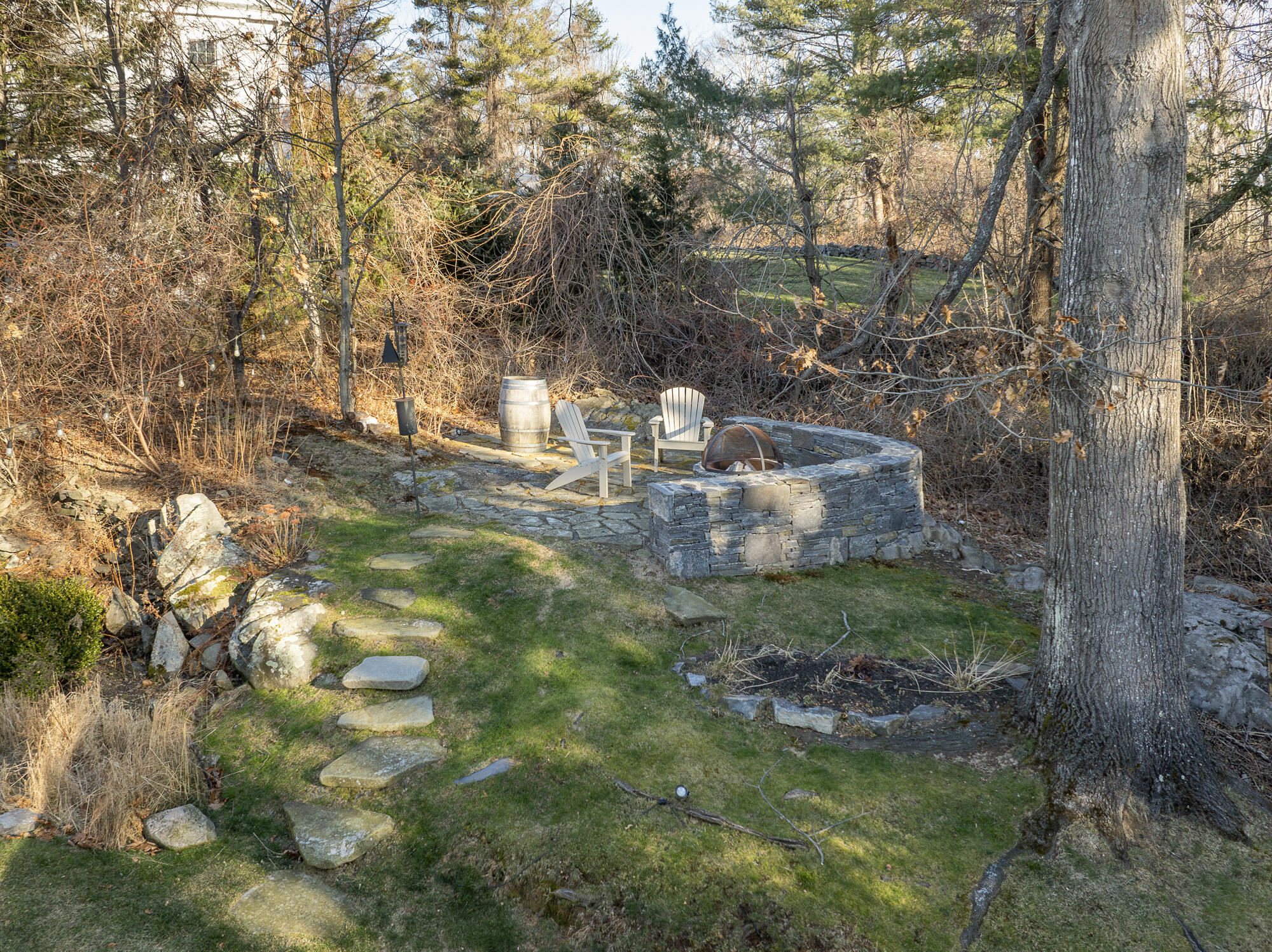 9 Leighton Farm Road