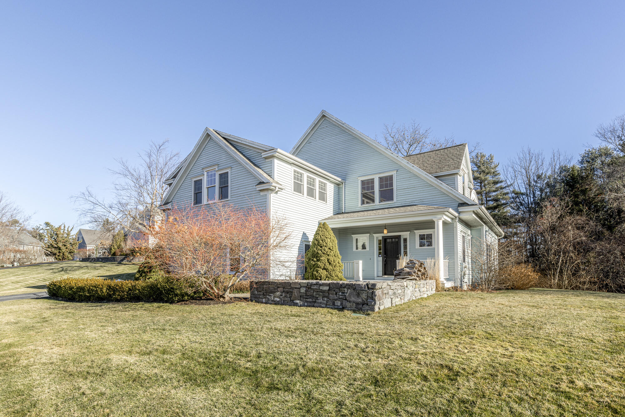 9 Leighton Farm Road