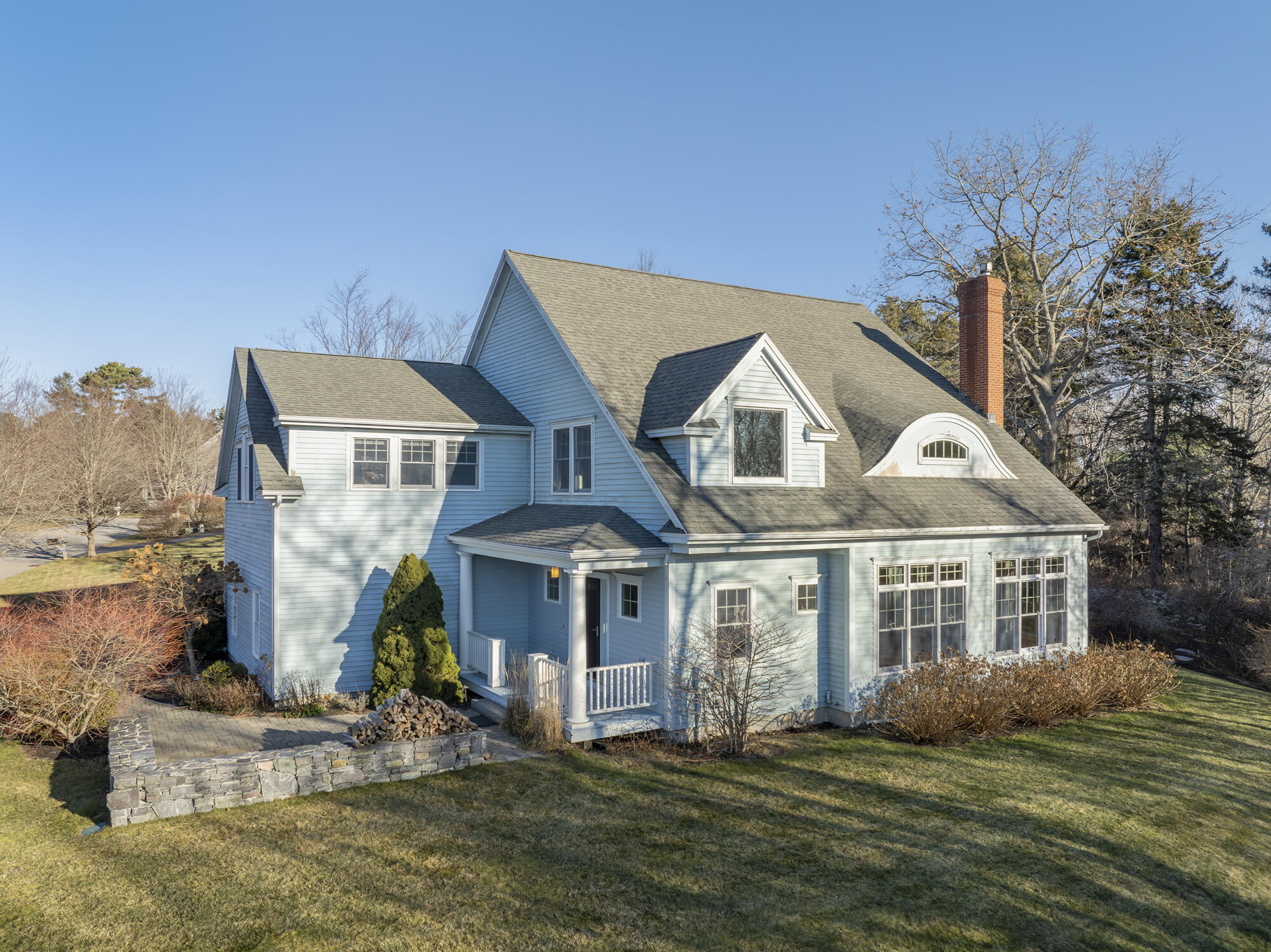 9 Leighton Farm Road