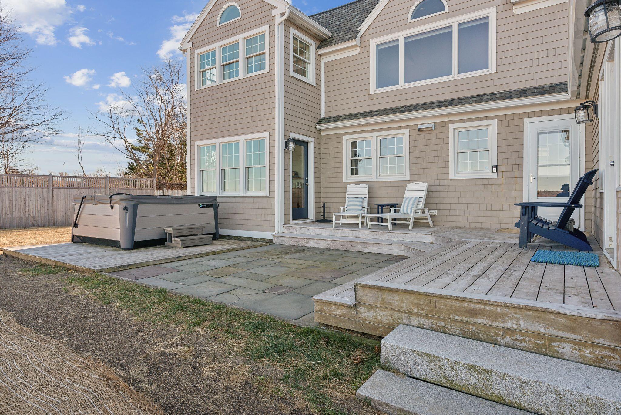 4 Garden Circle