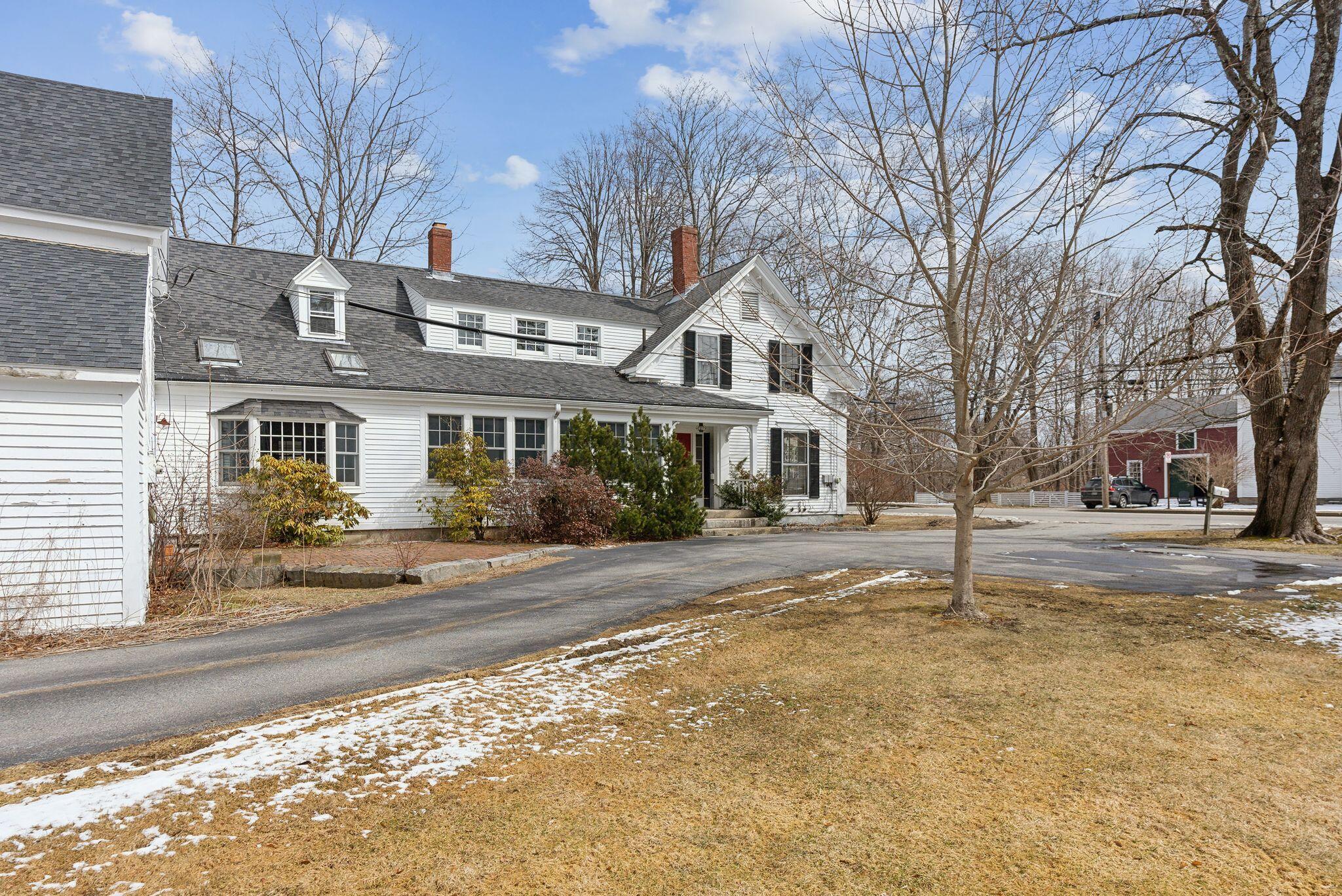 30 East Elm Street