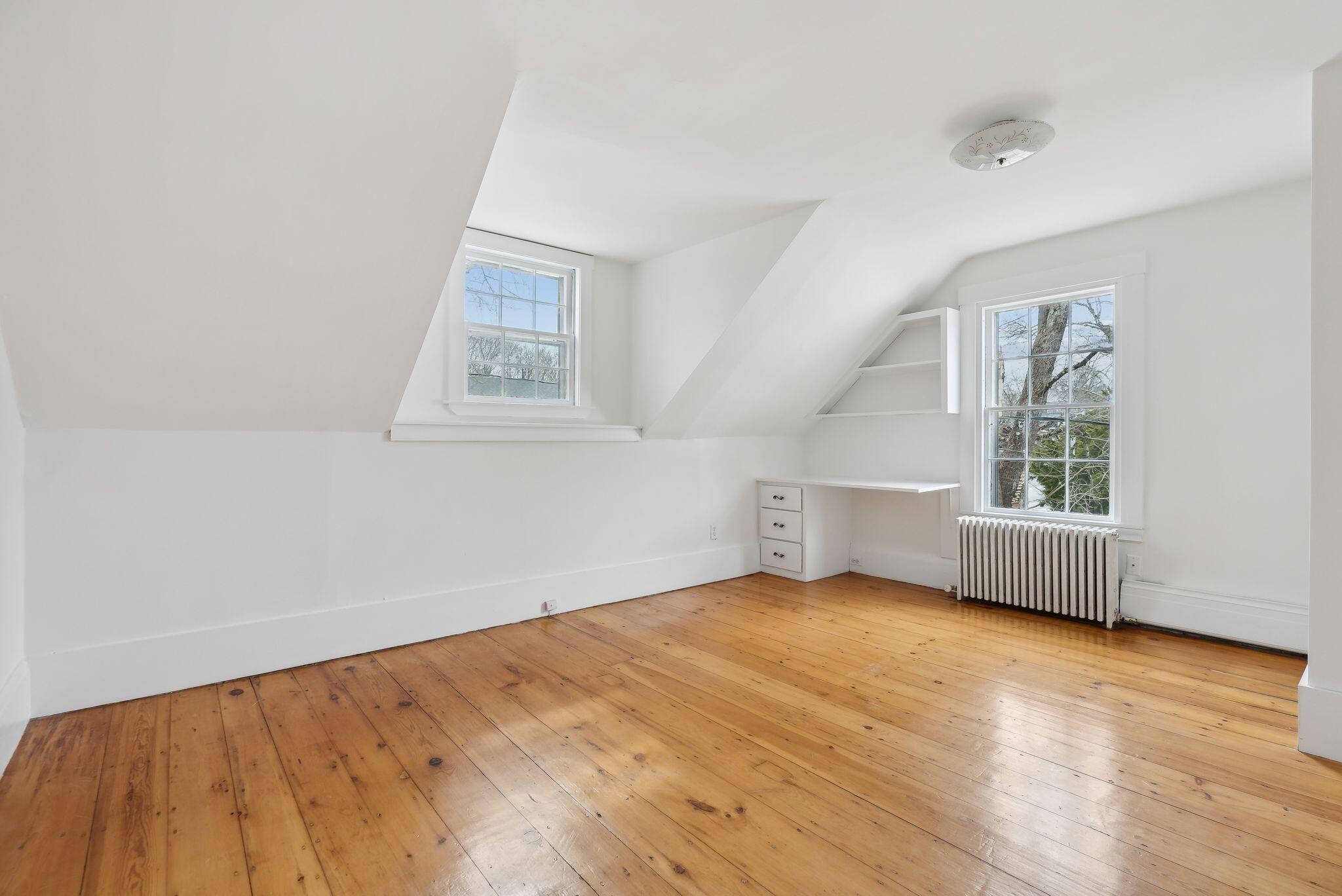 30 East Elm Street