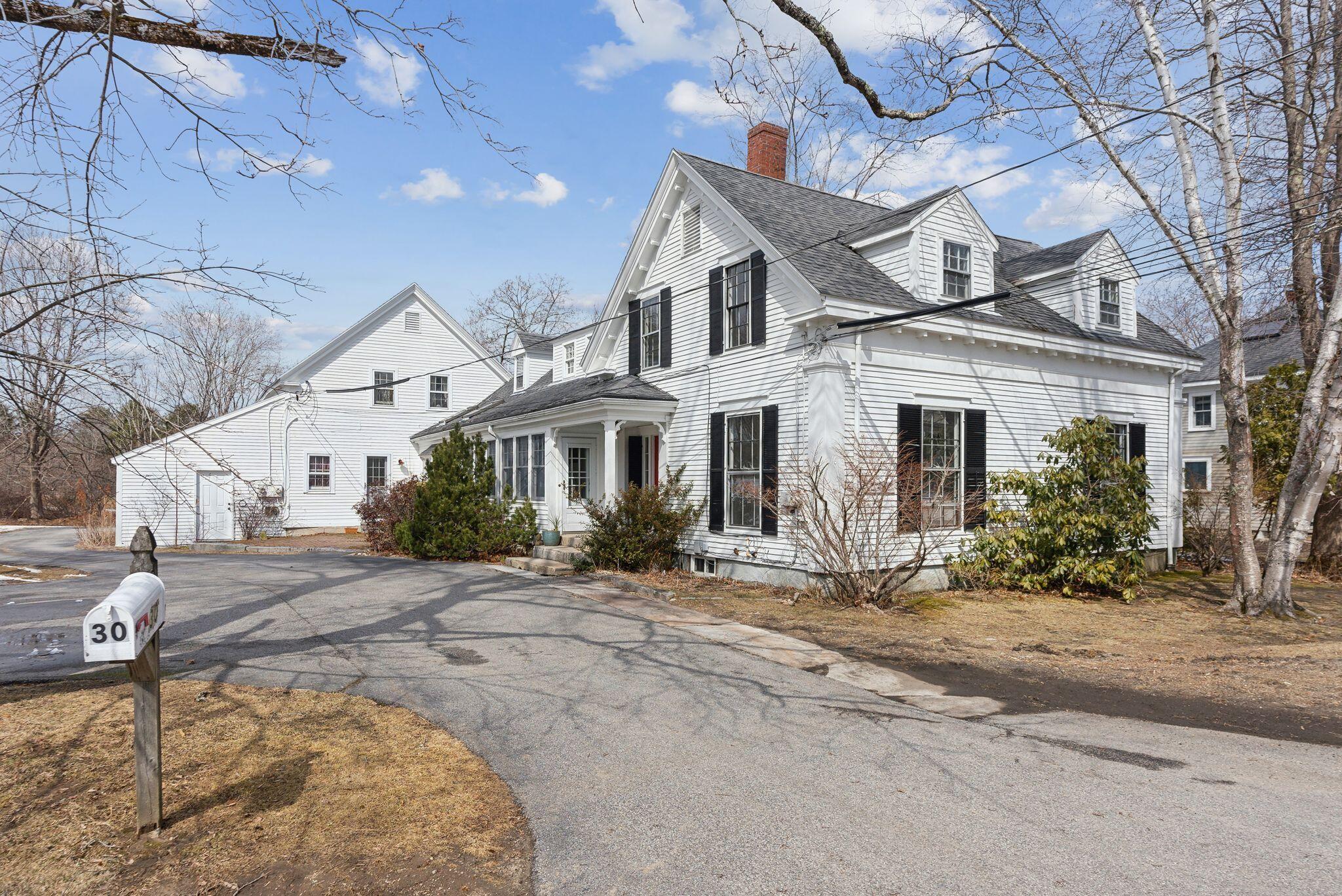 30 East Elm Street