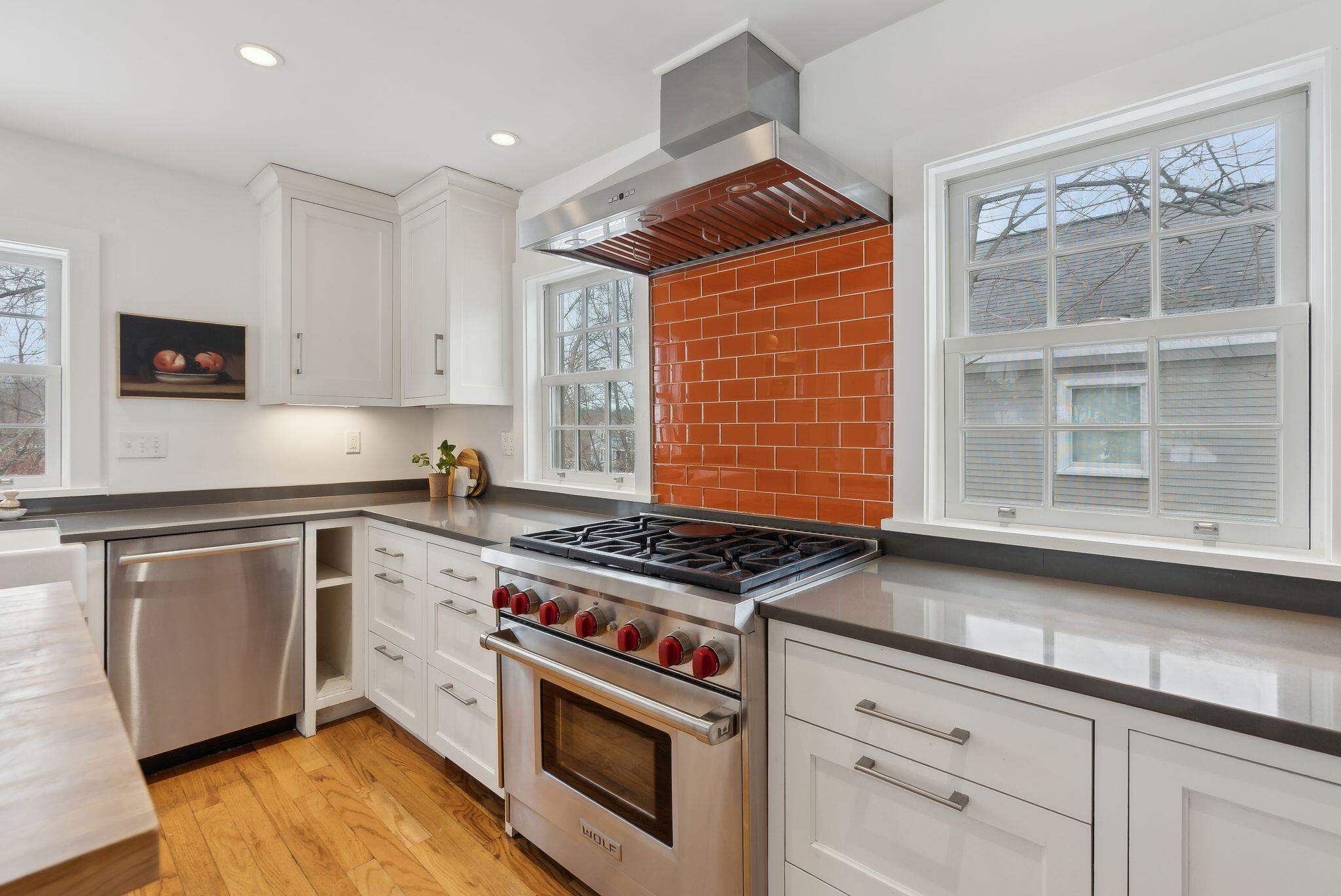 30 East Elm Street