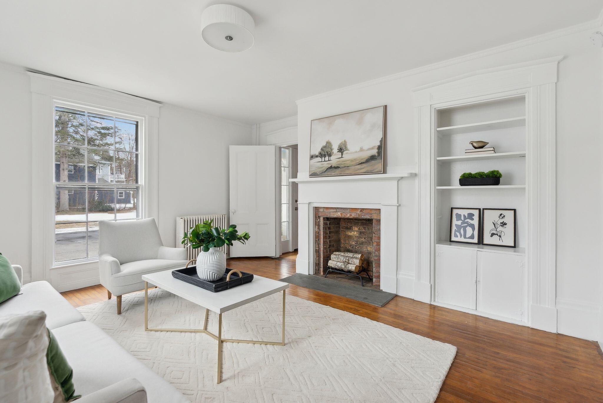 30 East Elm Street