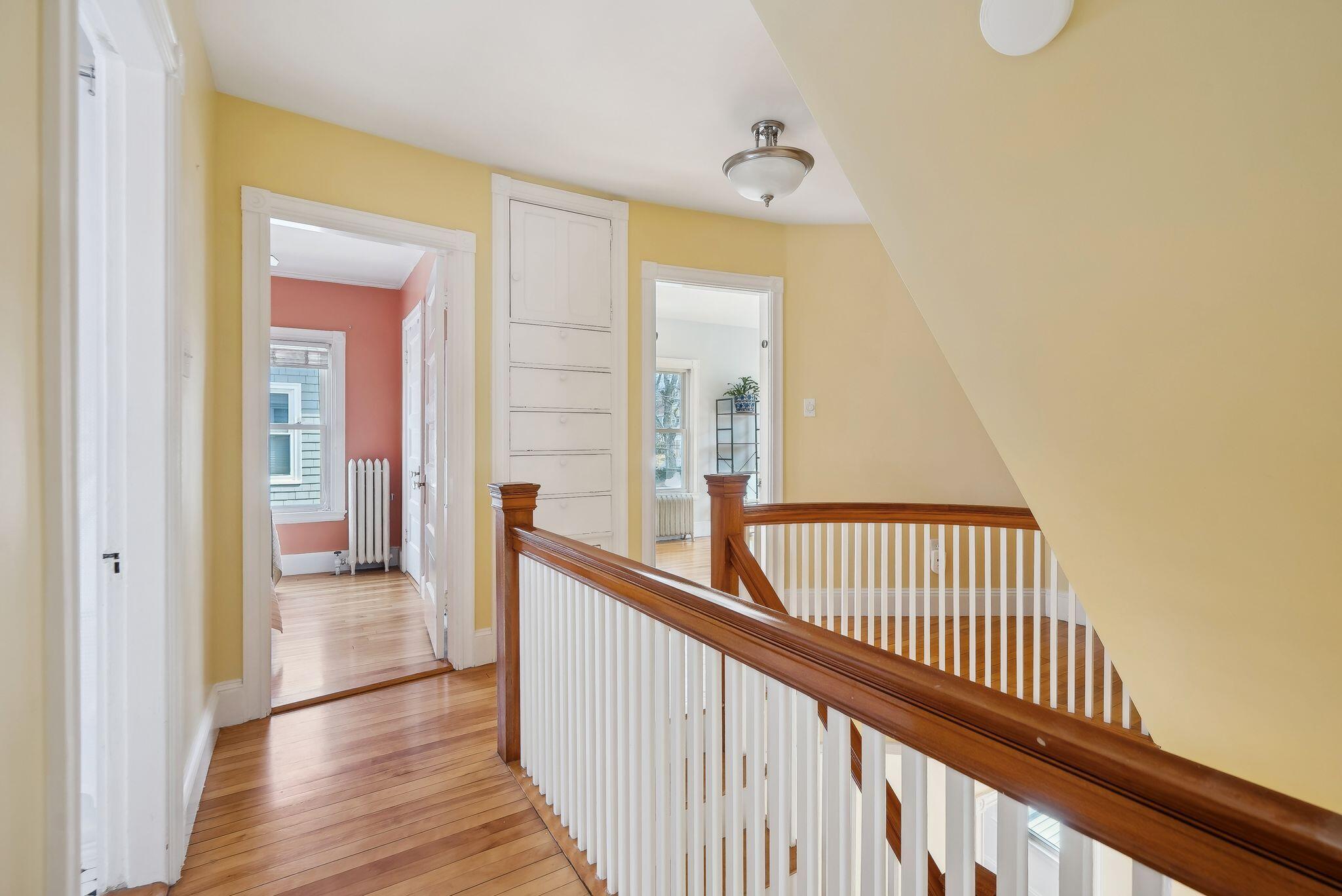 343 Woodford Street