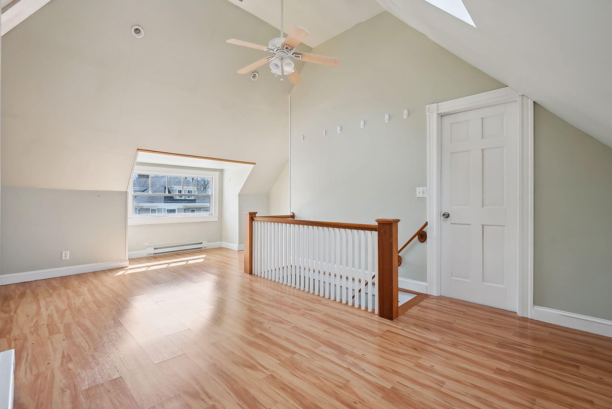343 Woodford Street