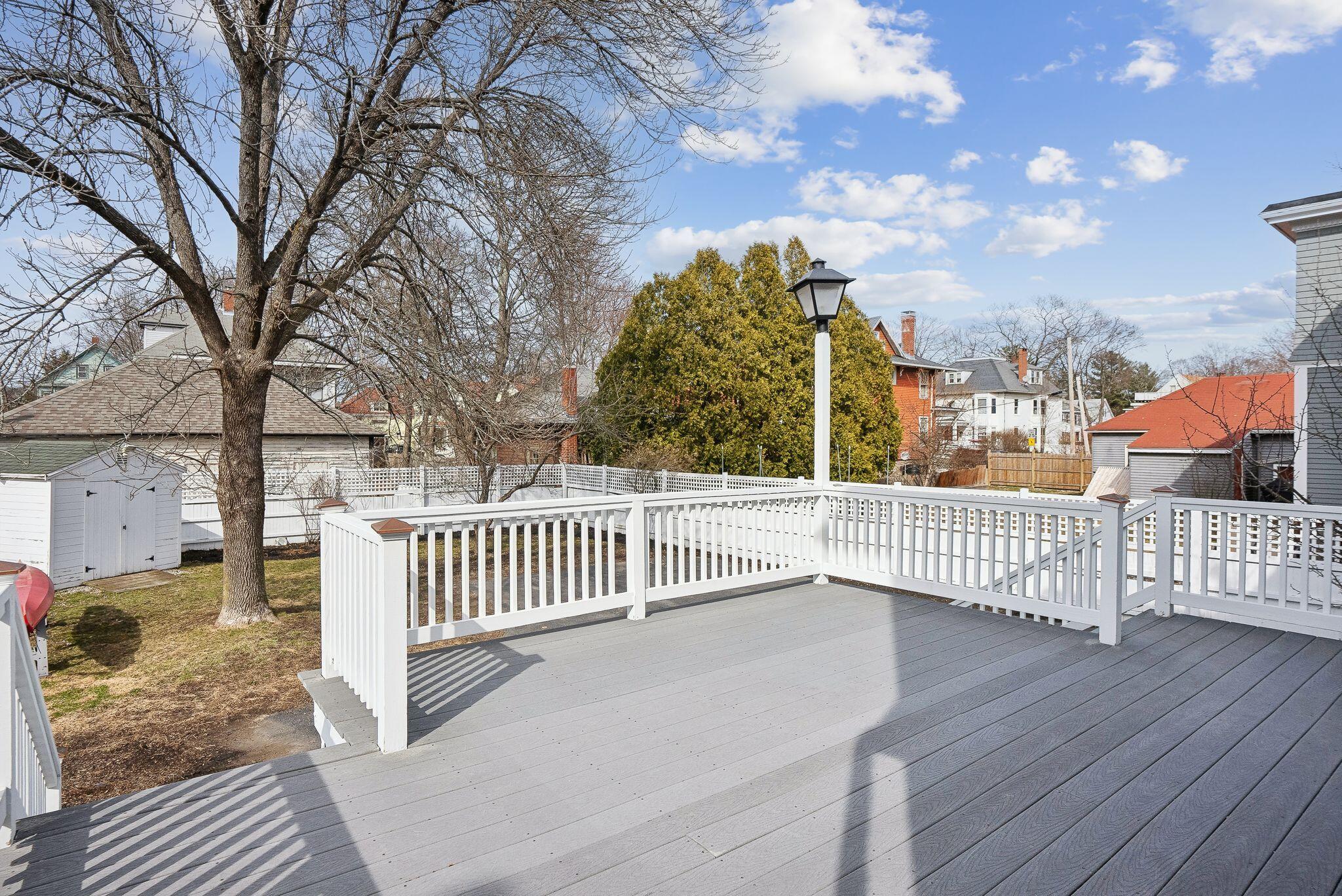 343 Woodford Street