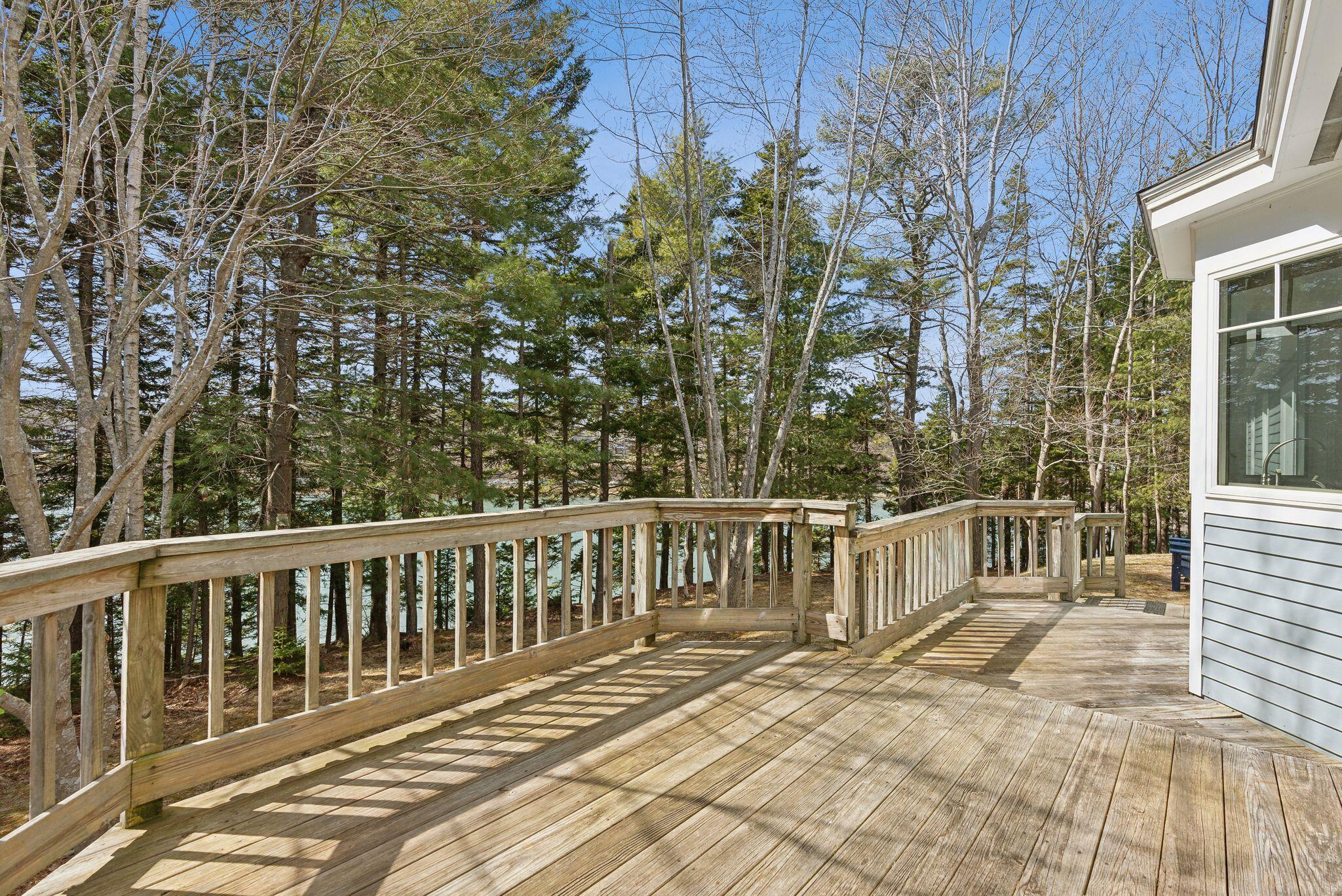 56 Headland Road