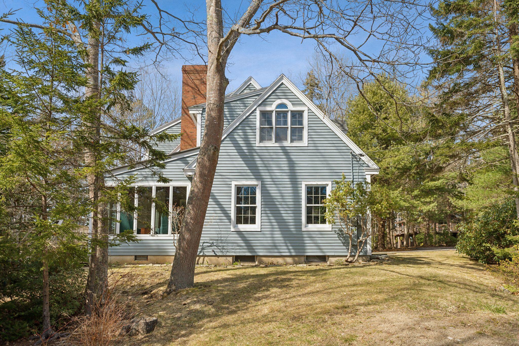 56 Headland Road