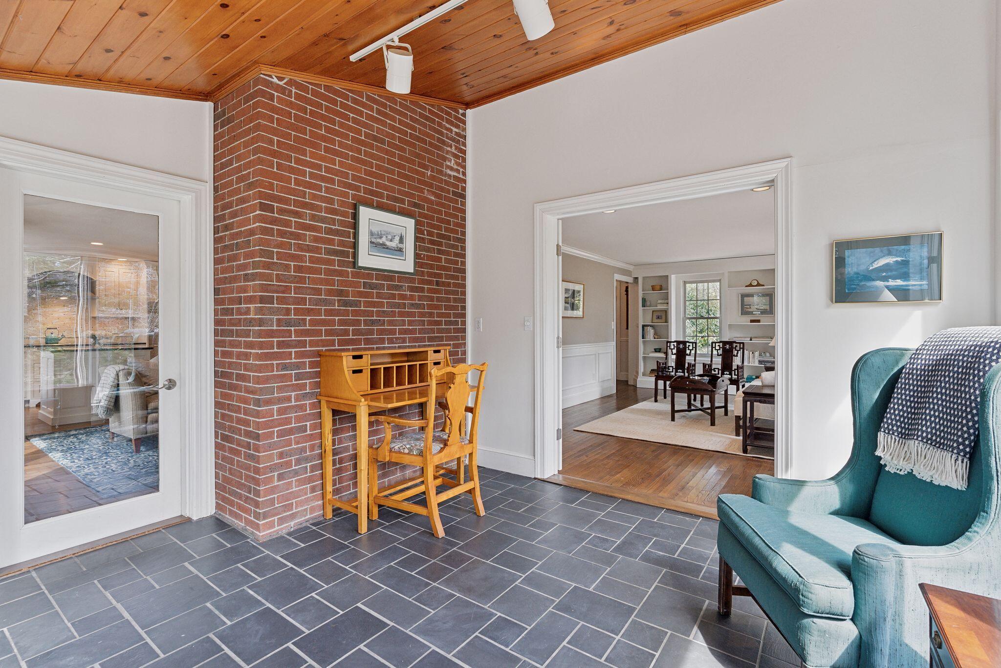 56 Headland Road