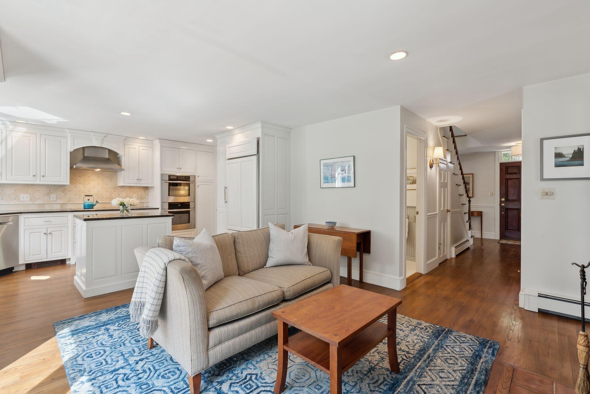 56 Headland Road