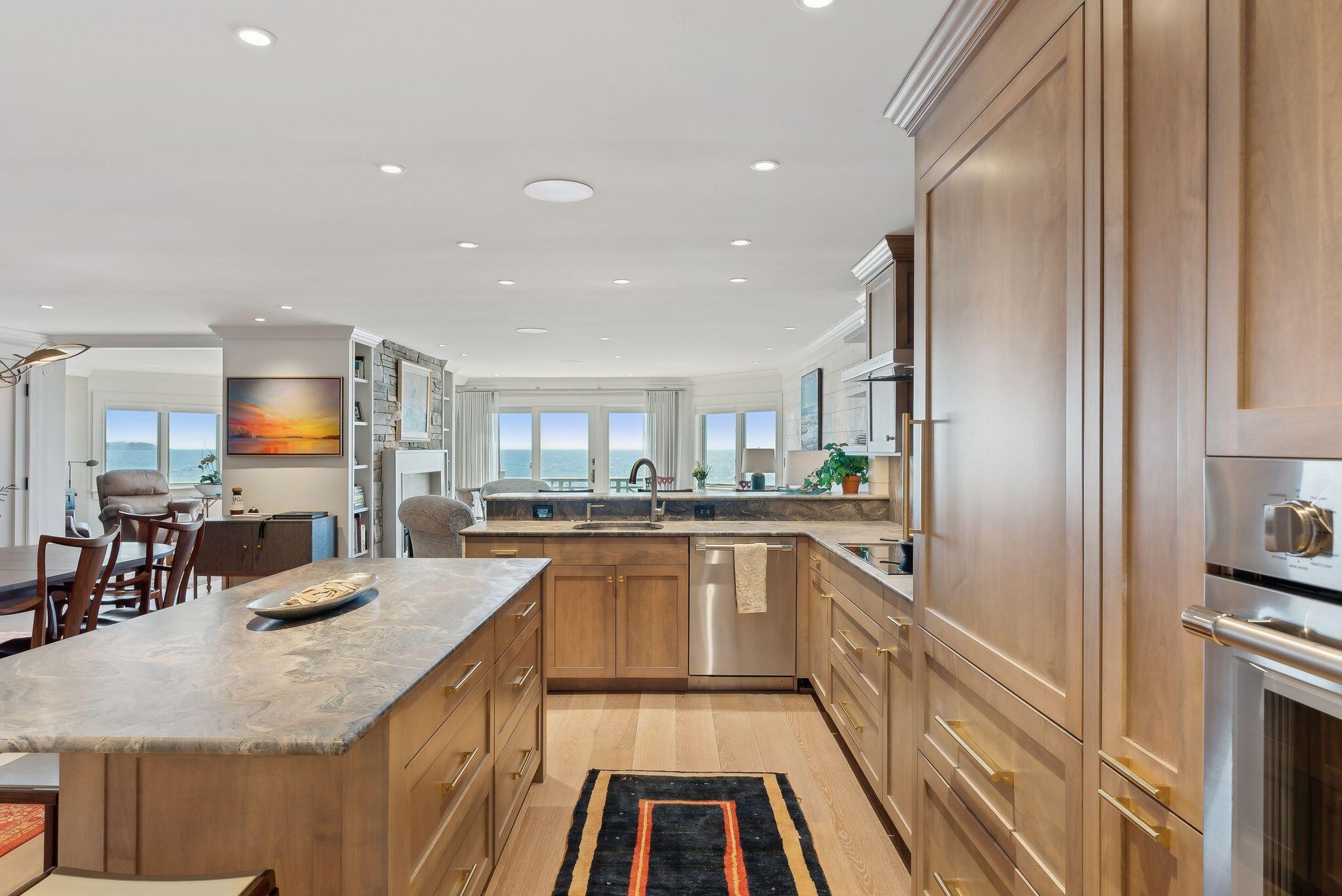 38 Atlantic Drive, 38