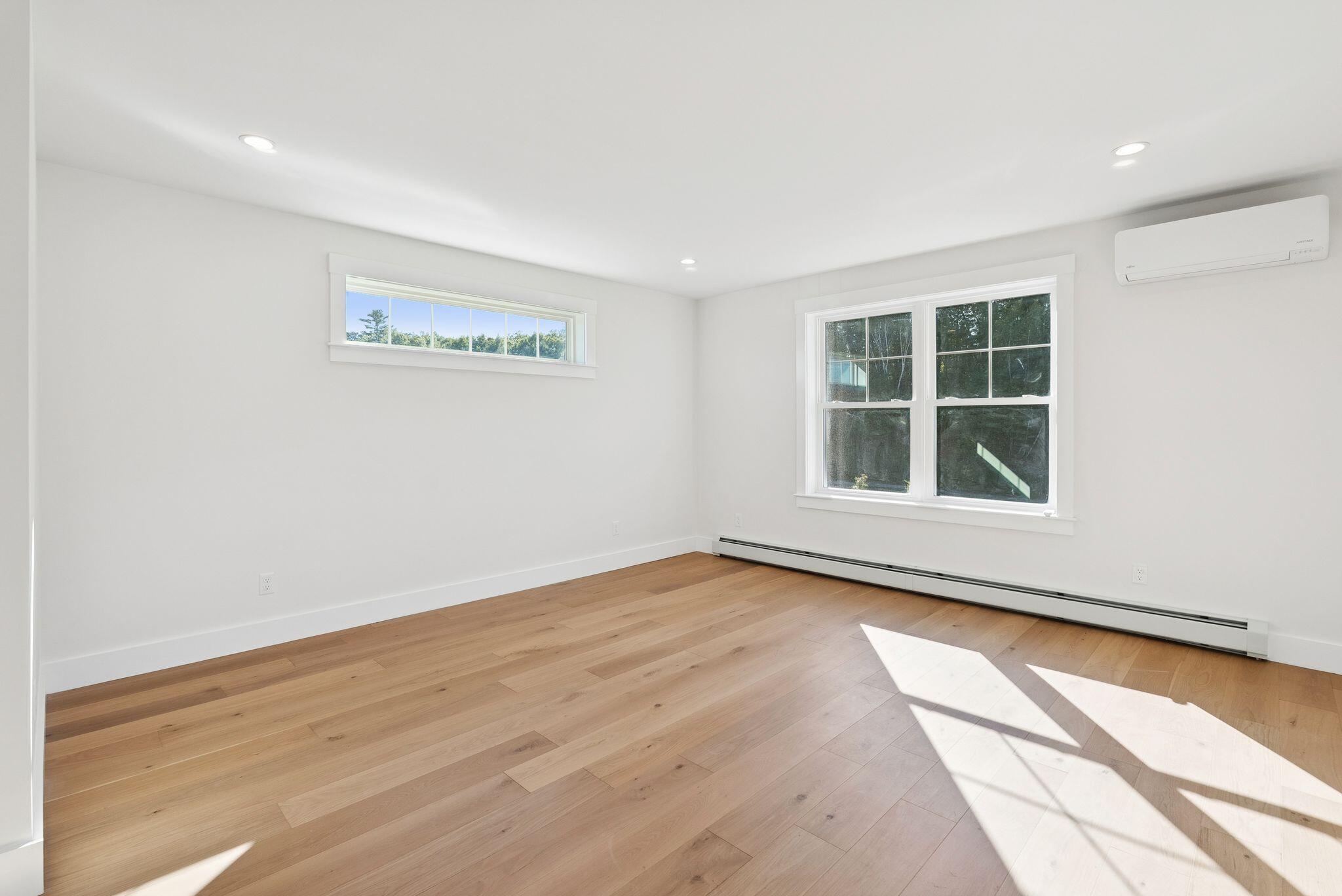 9 Feldspar Lane, 5