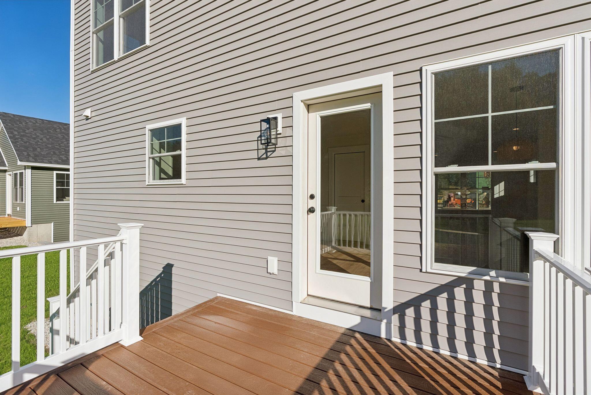 15 Feldspar Lane, 8