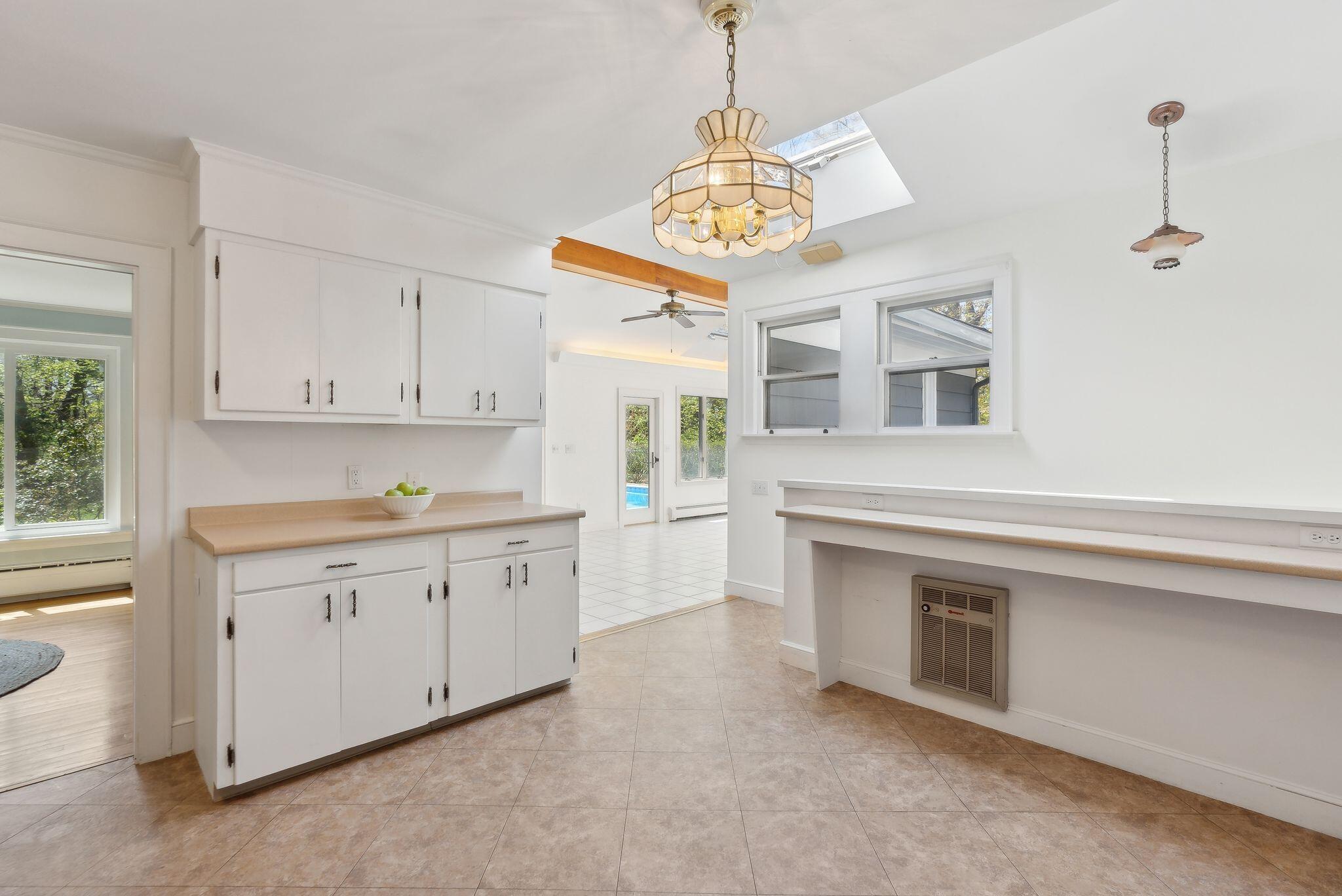 124 Old Ocean House Road