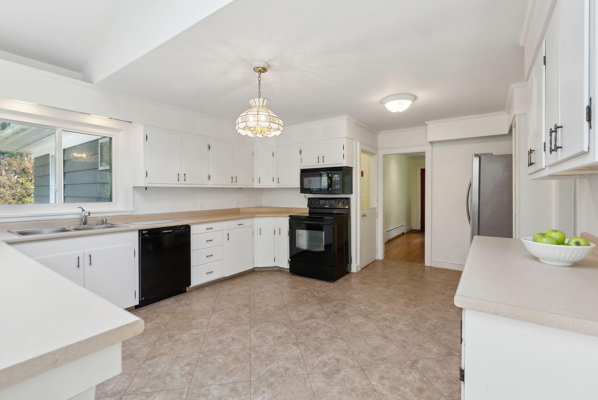 124 Old Ocean House Road