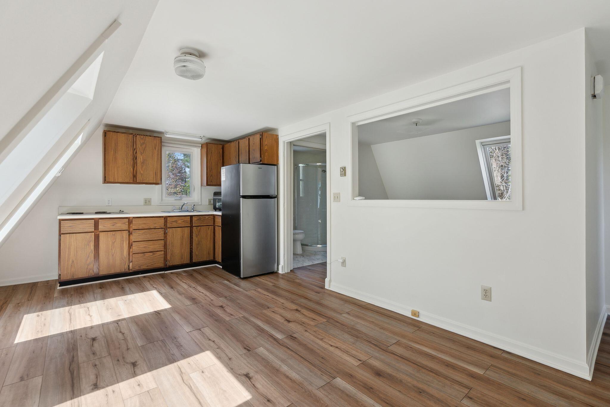 124 Old Ocean House Road
