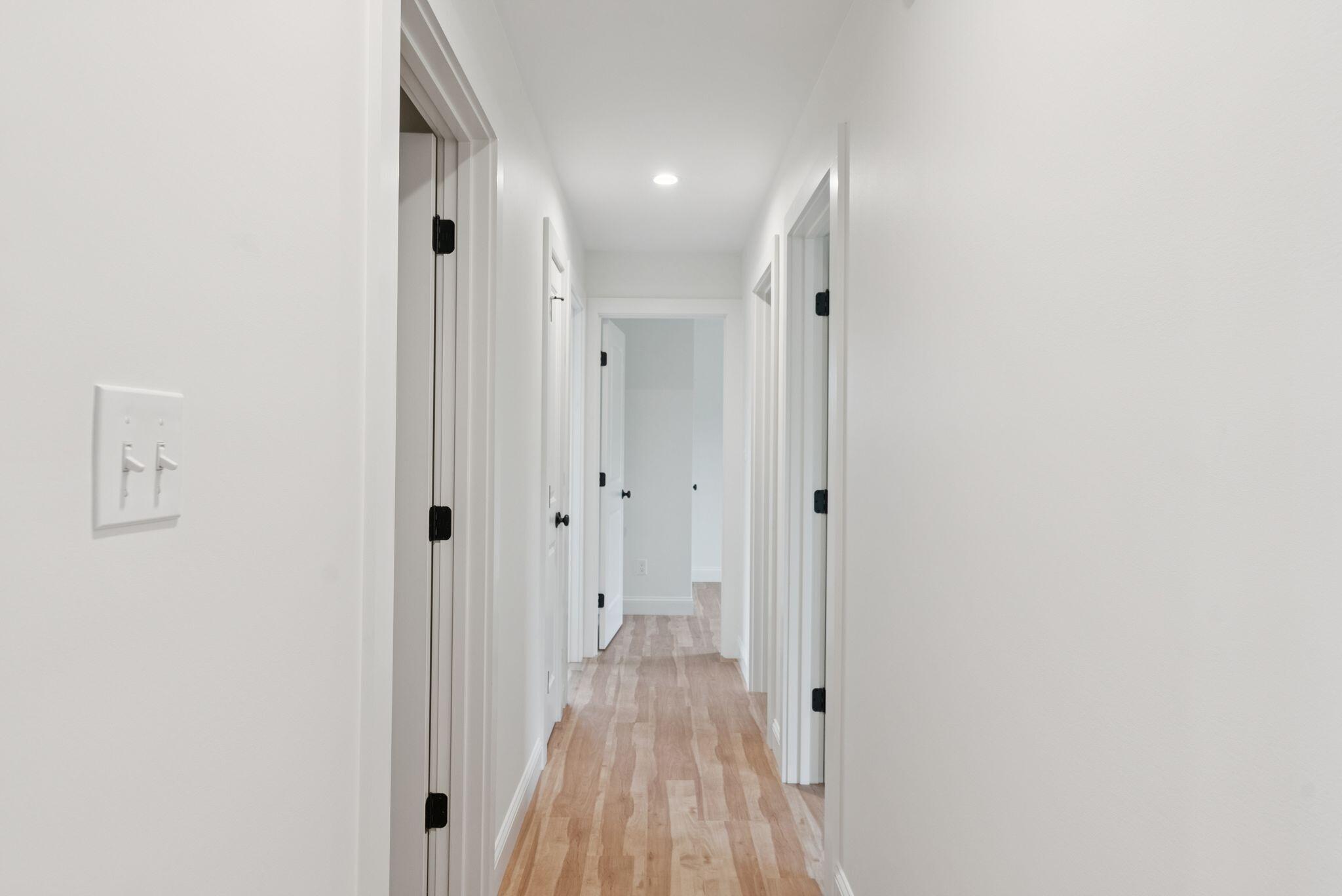 7 Feldspar Lane, 4