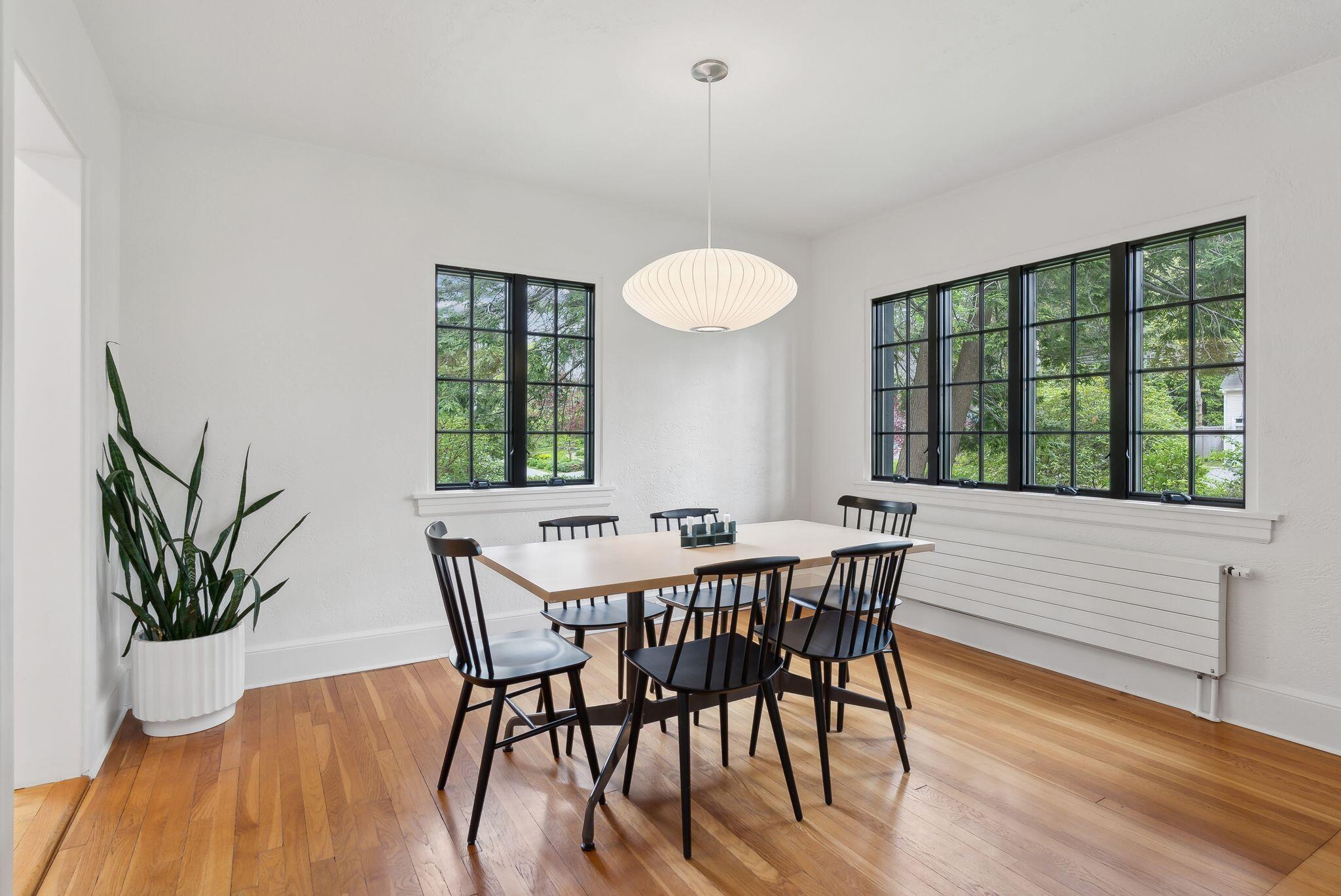 31 Forest Road