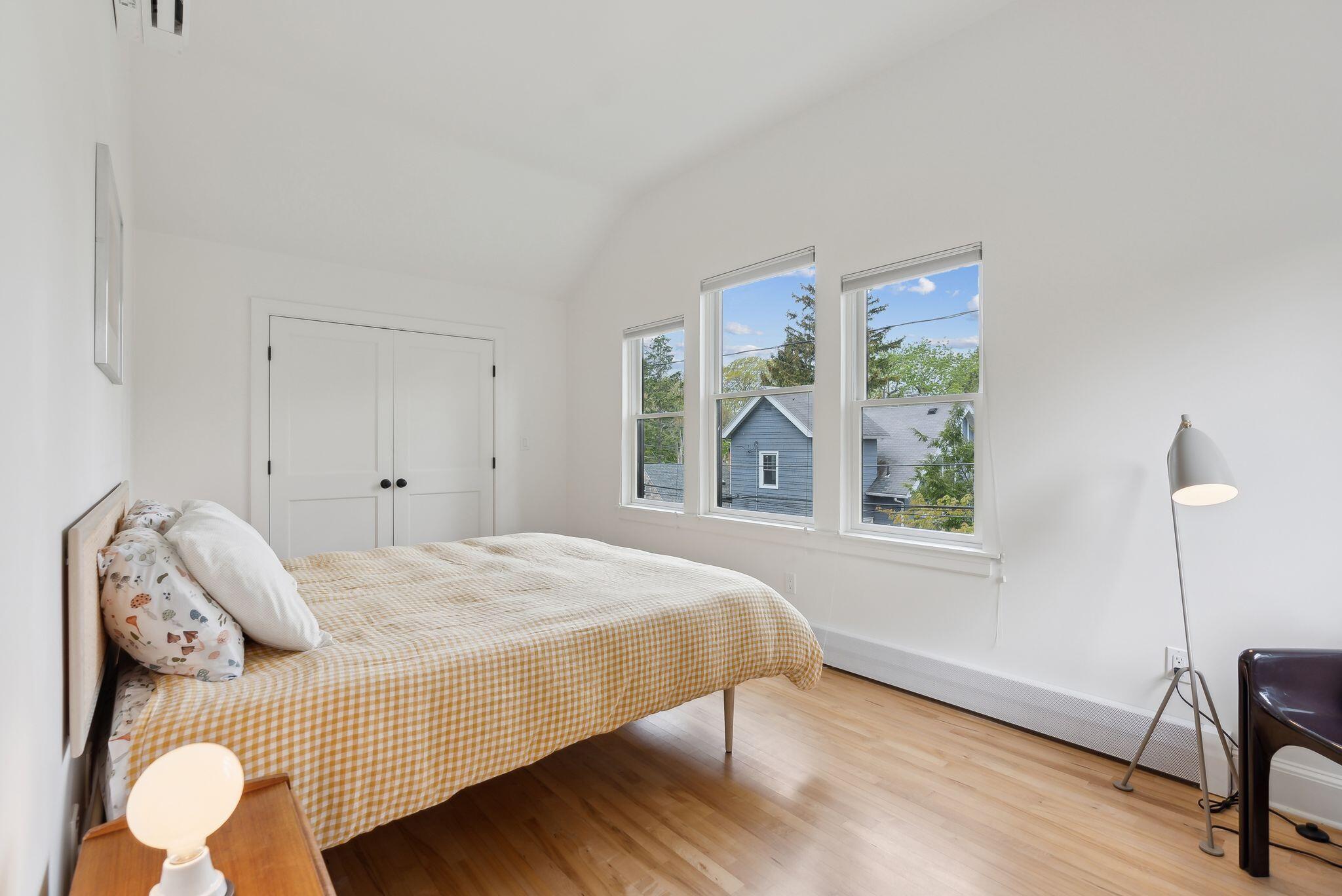 31 Forest Road