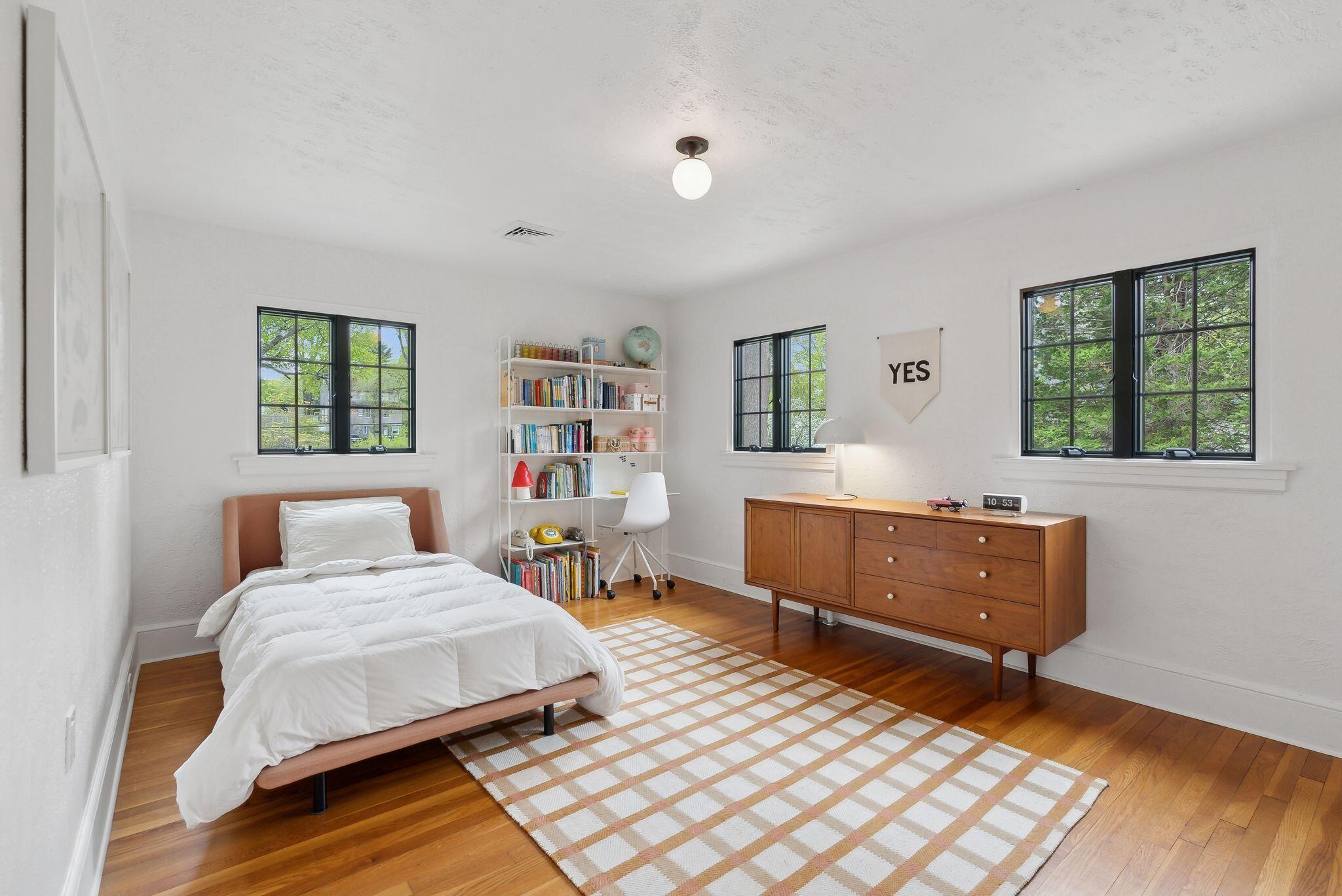 31 Forest Road