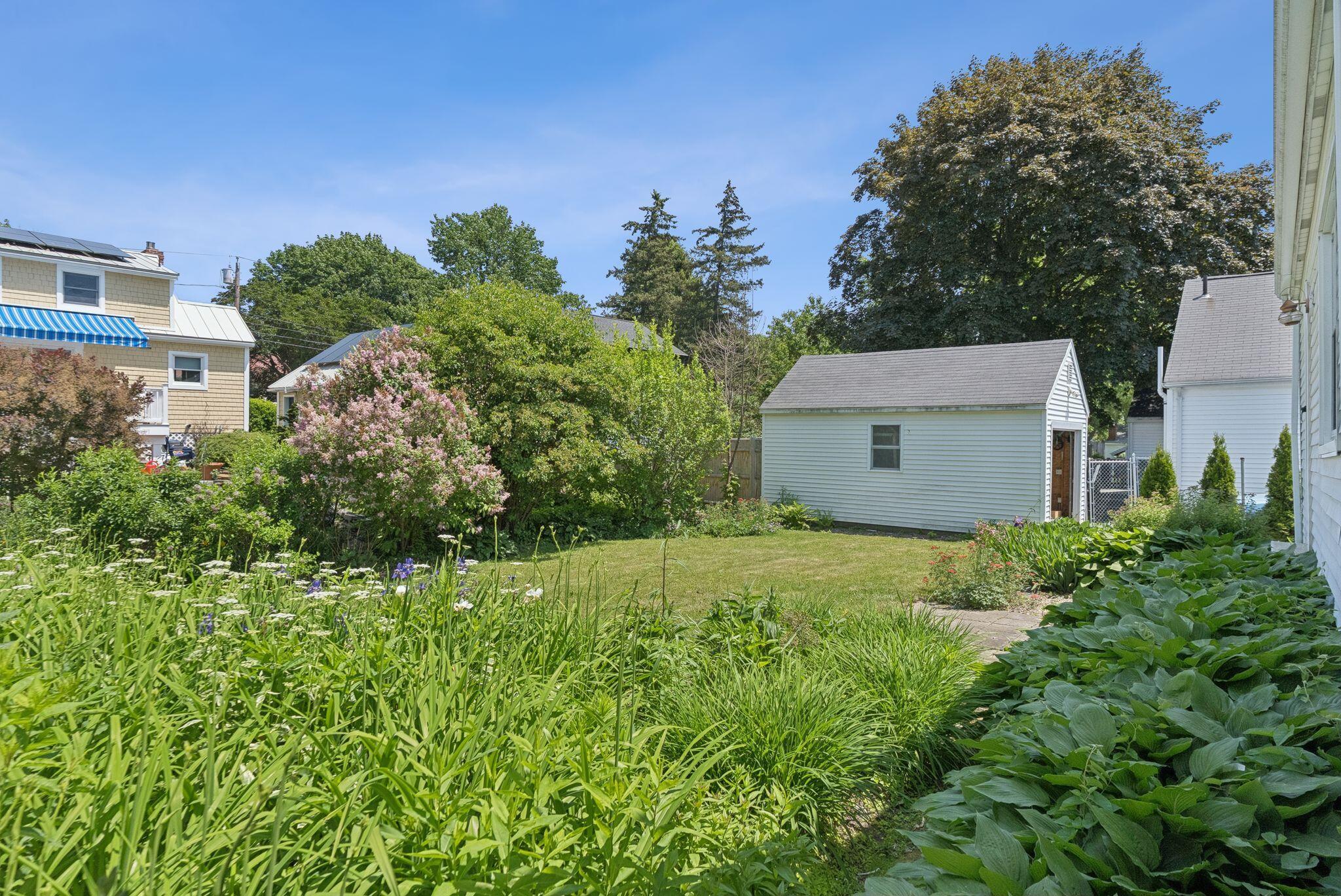 54 Vannah Avenue