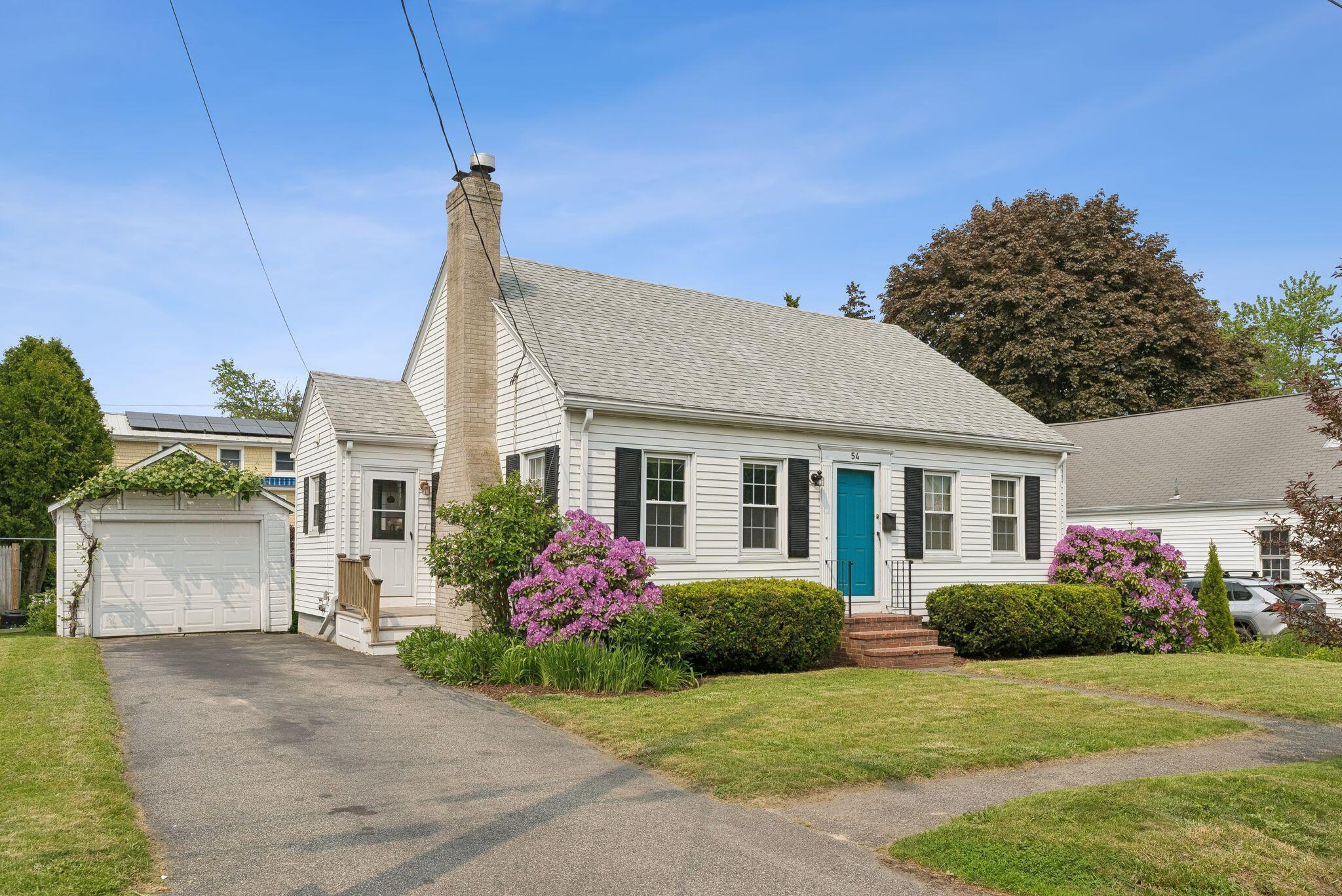54 Vannah Avenue