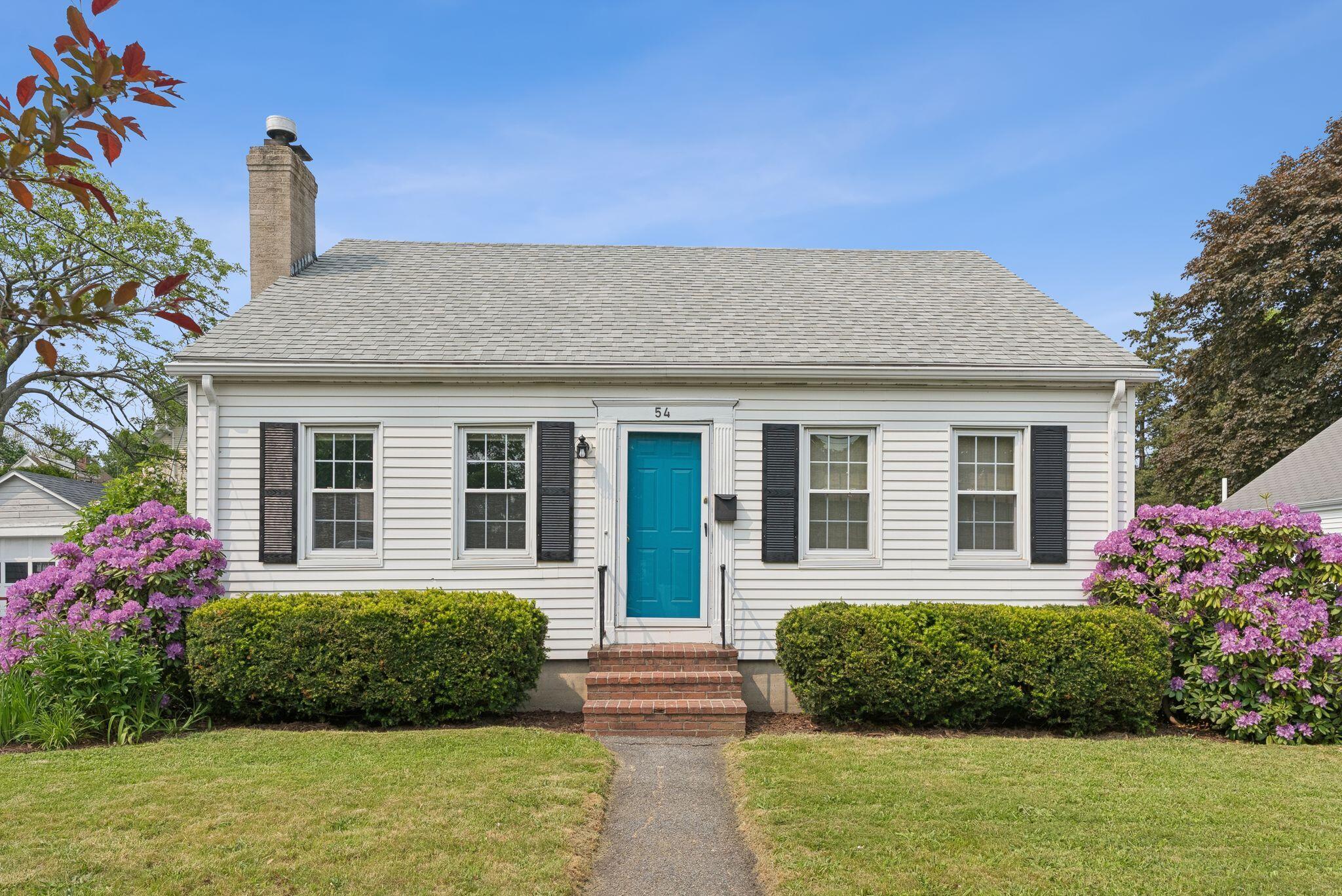54 Vannah Avenue