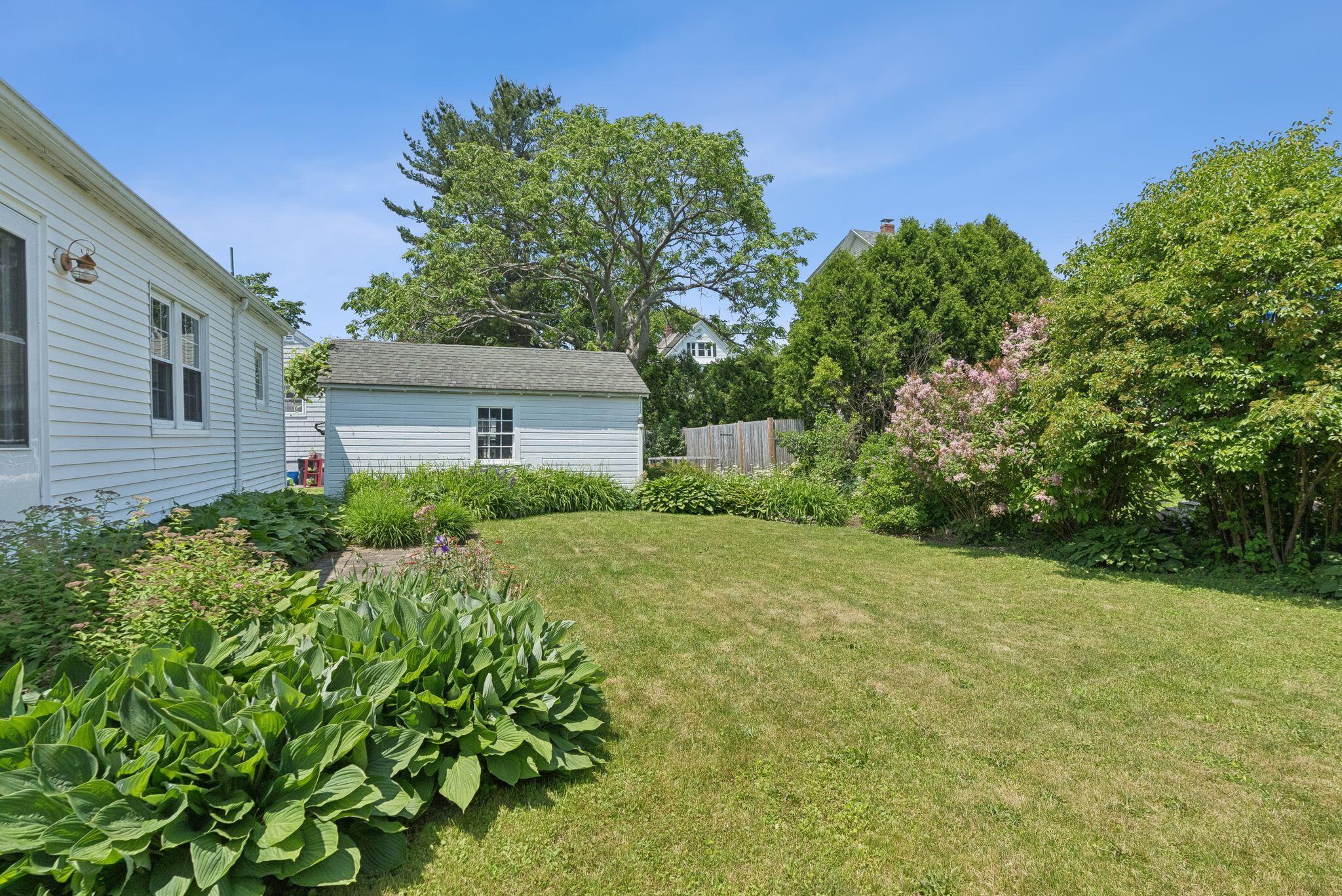 54 Vannah Avenue