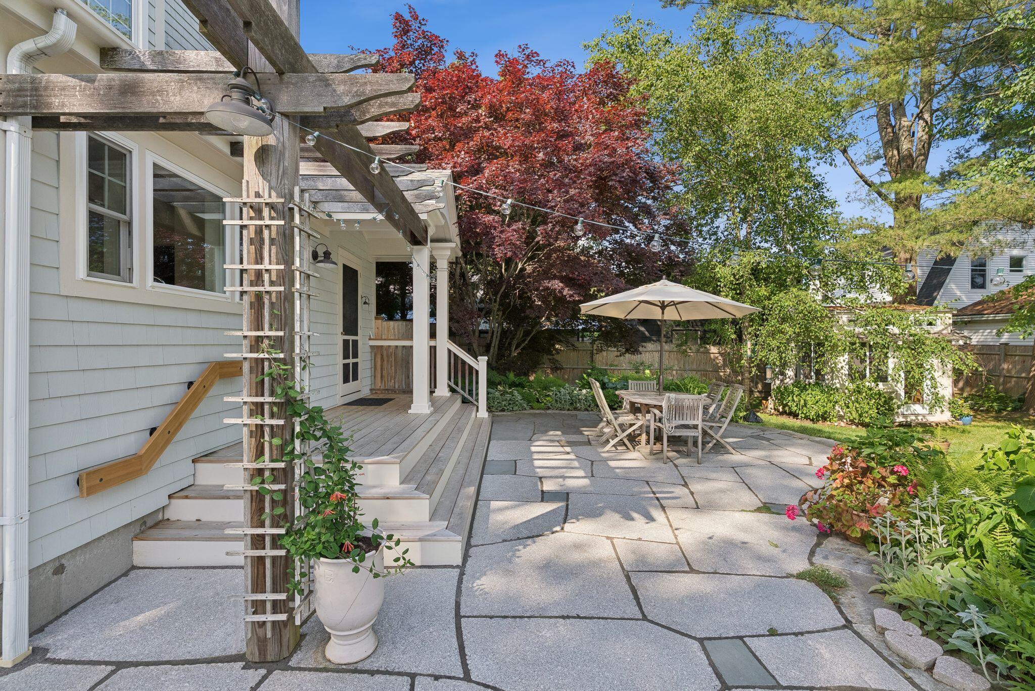 6 Tidewater Cove