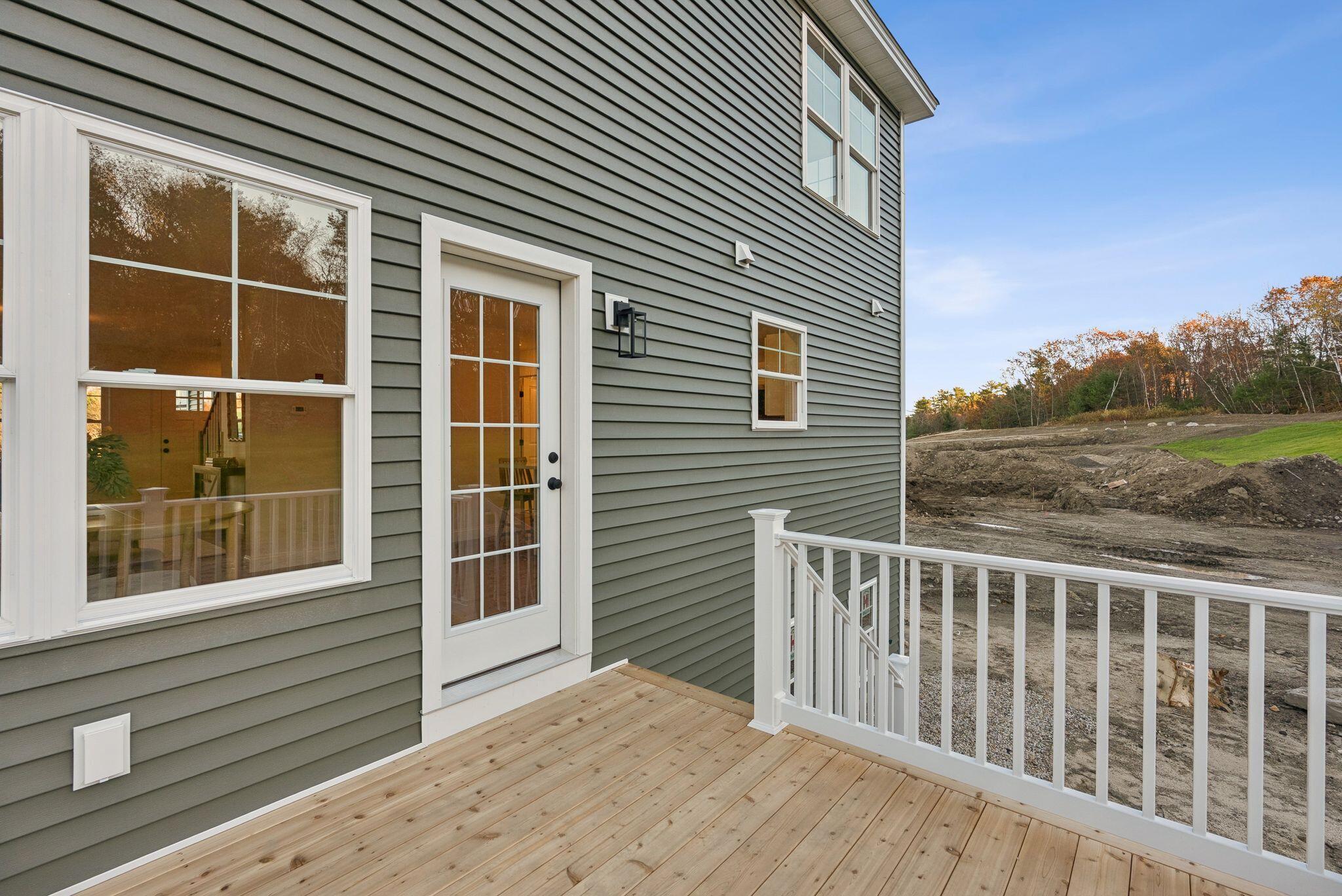 27 Feldspar Lane, 14