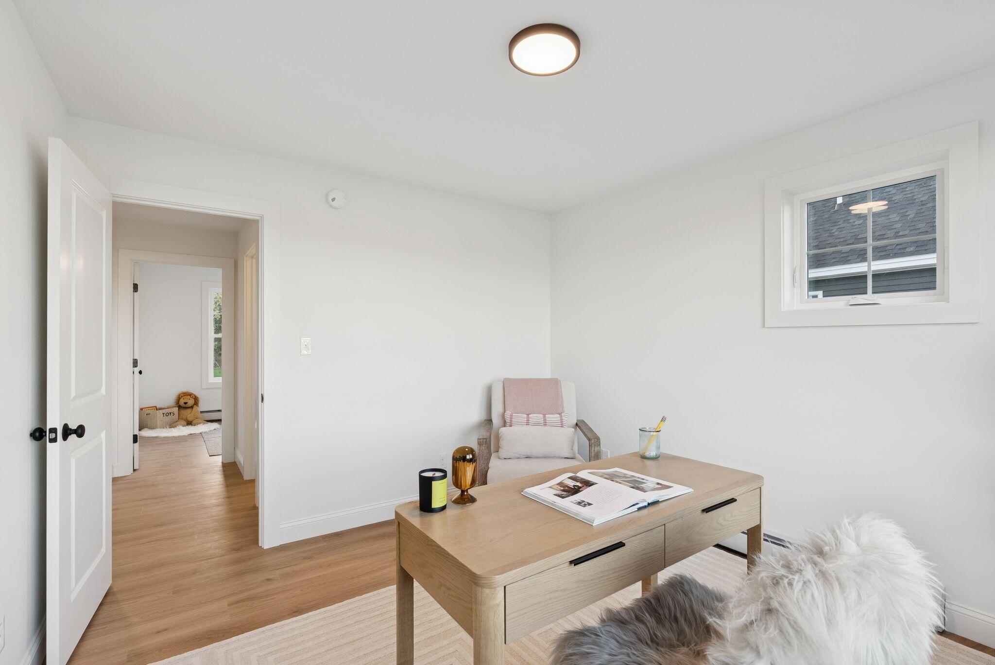 27 Feldspar Lane, 14