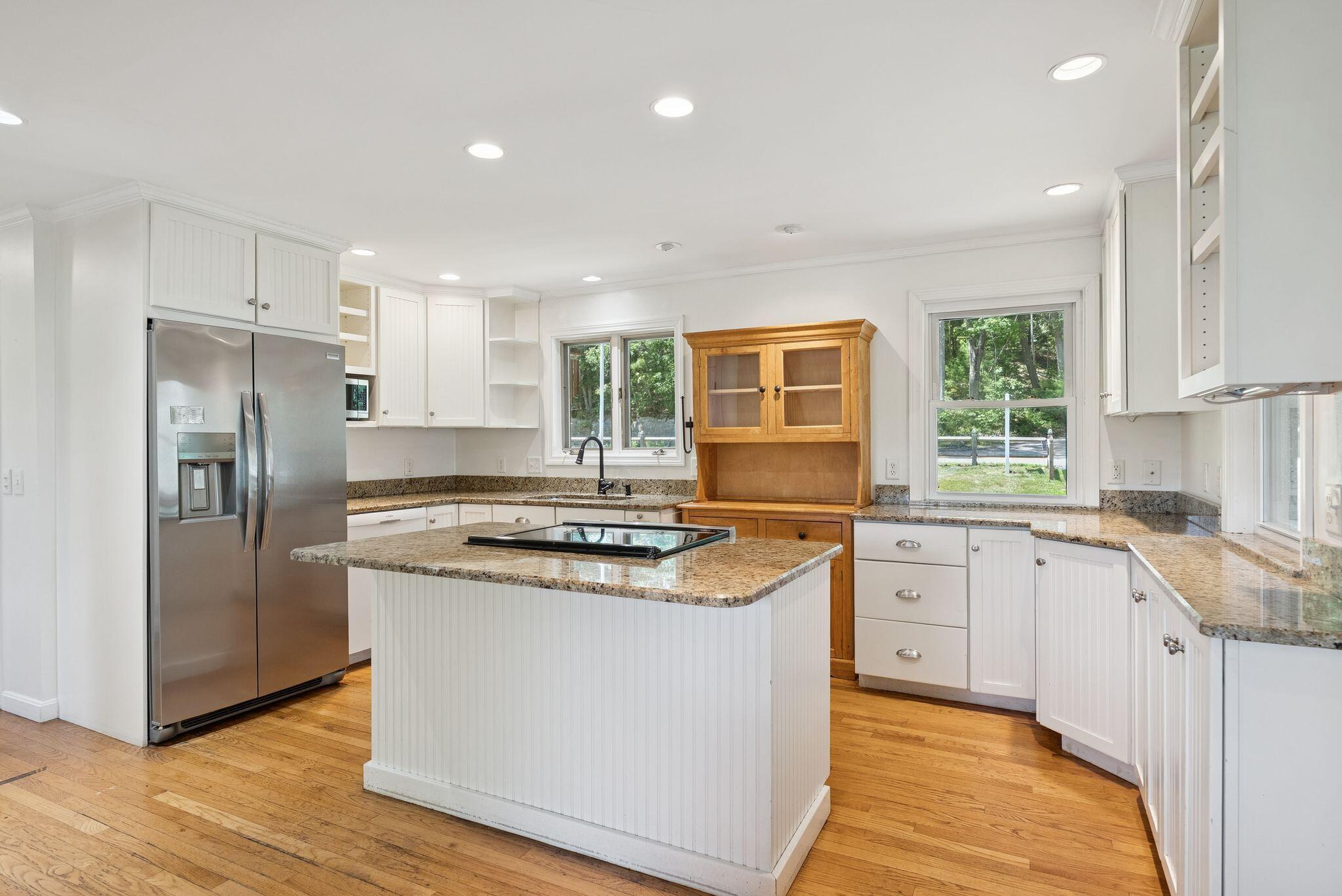 1048 Sawyer Road