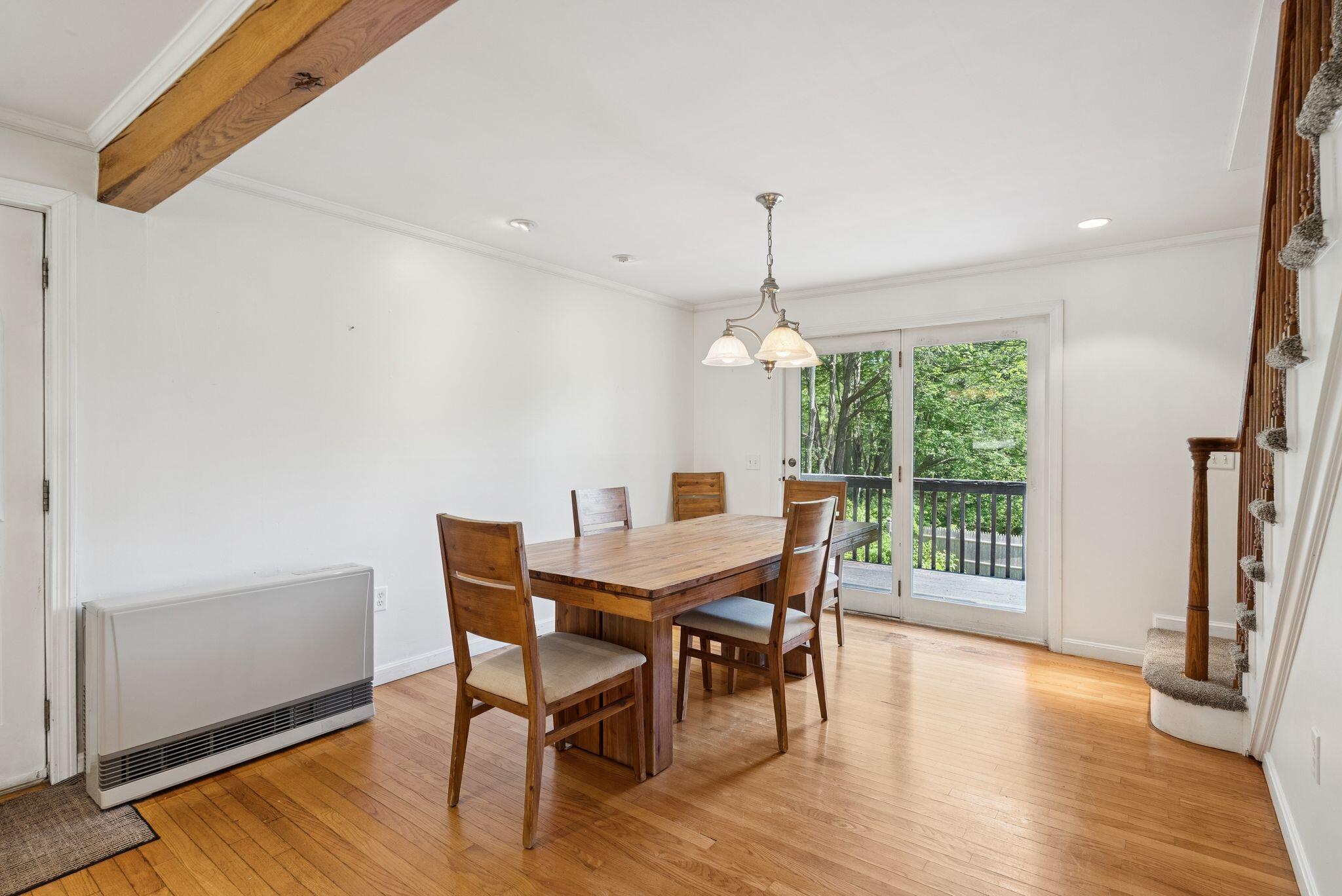 1048 Sawyer Road